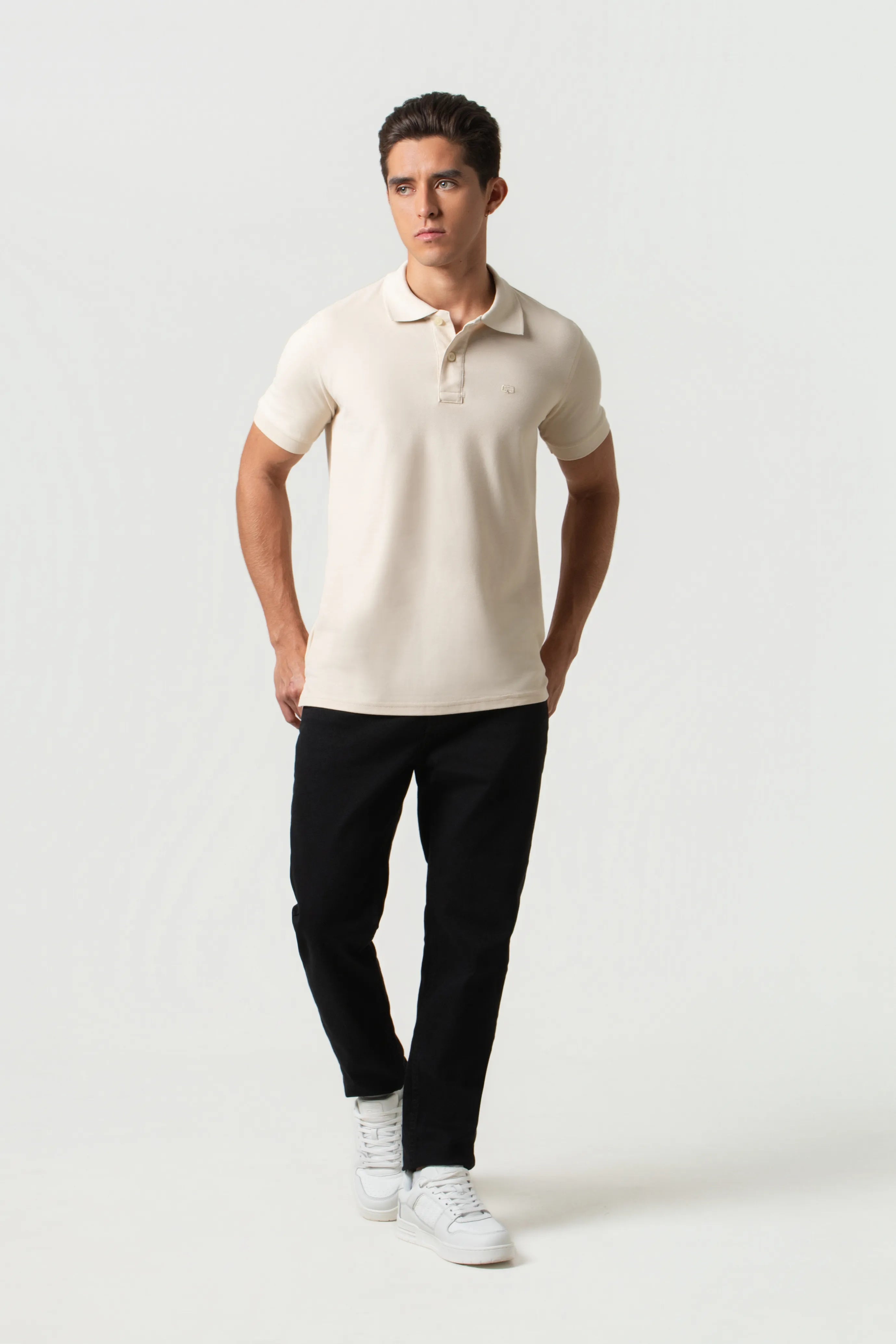 JEAN 5 BOLSILLOS COLOR NEGRO NEGRO