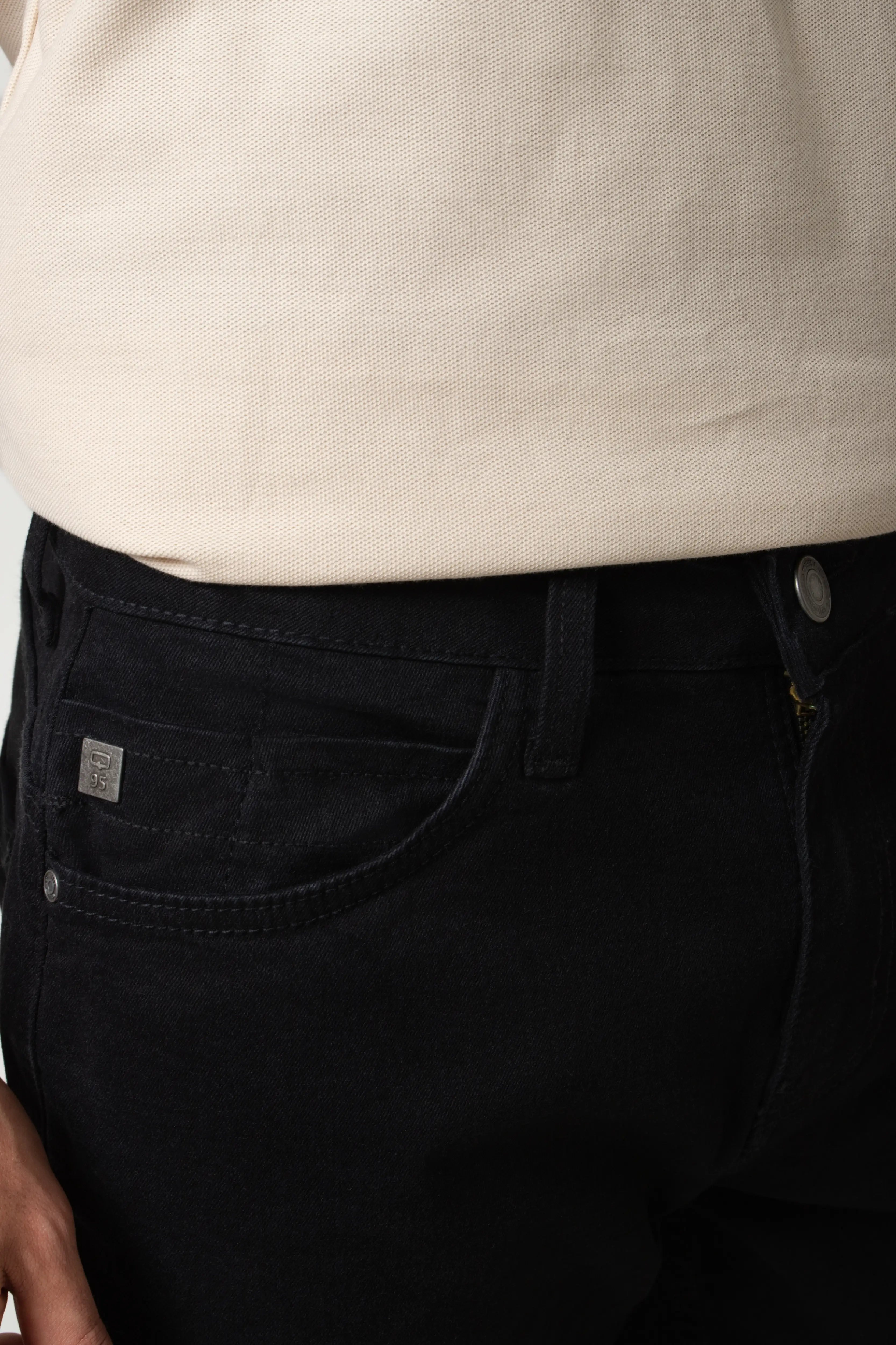 JEAN 5 BOLSILLOS COLOR NEGRO NEGRO