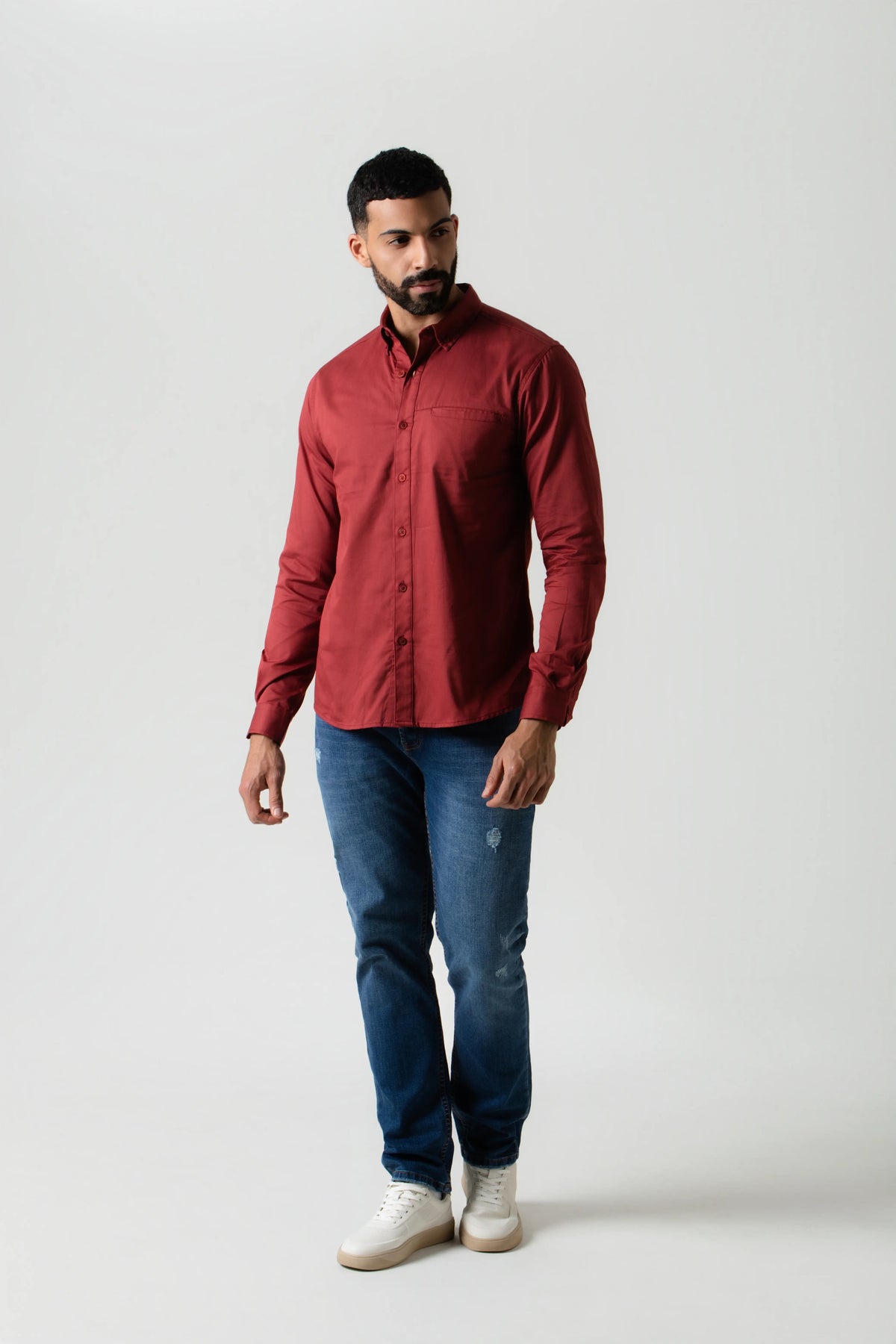 CAMISA MANGA LARGA COLOR VINOTINTO