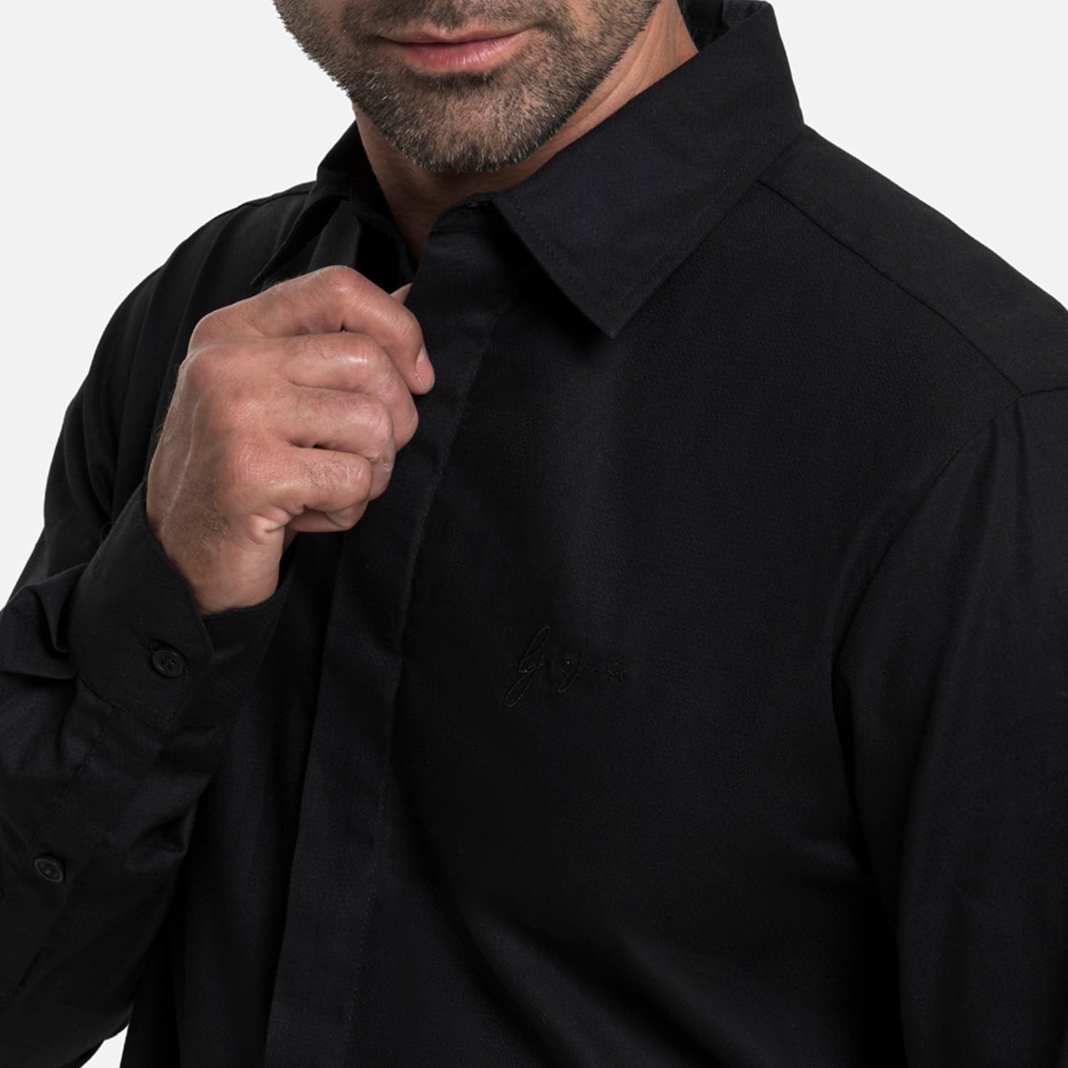 CAMISA MANGA LARGA COLOR NEGRO