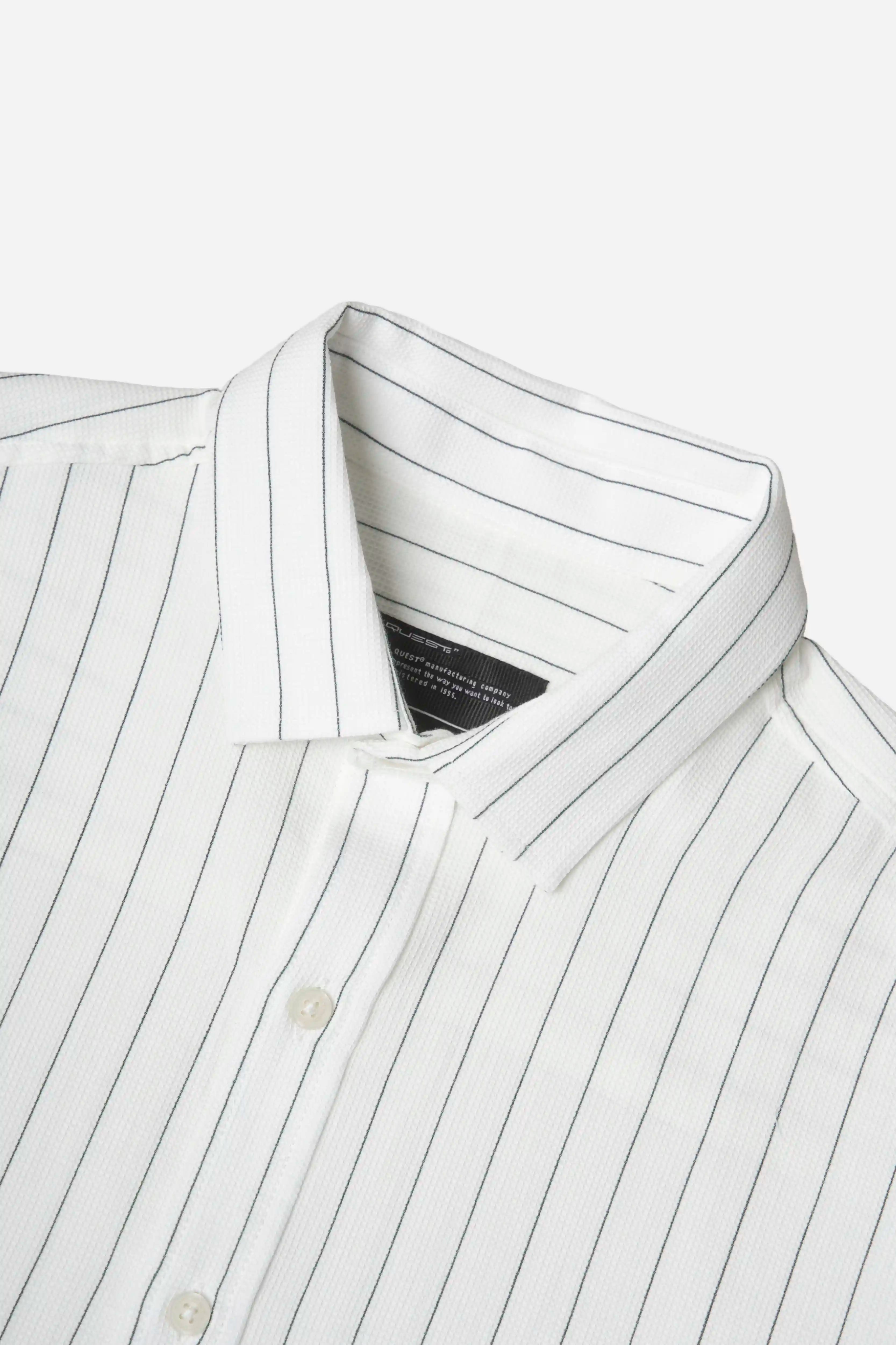 CAMISA MANGA CORTA COLOR IVORY-AZUL OSCURO