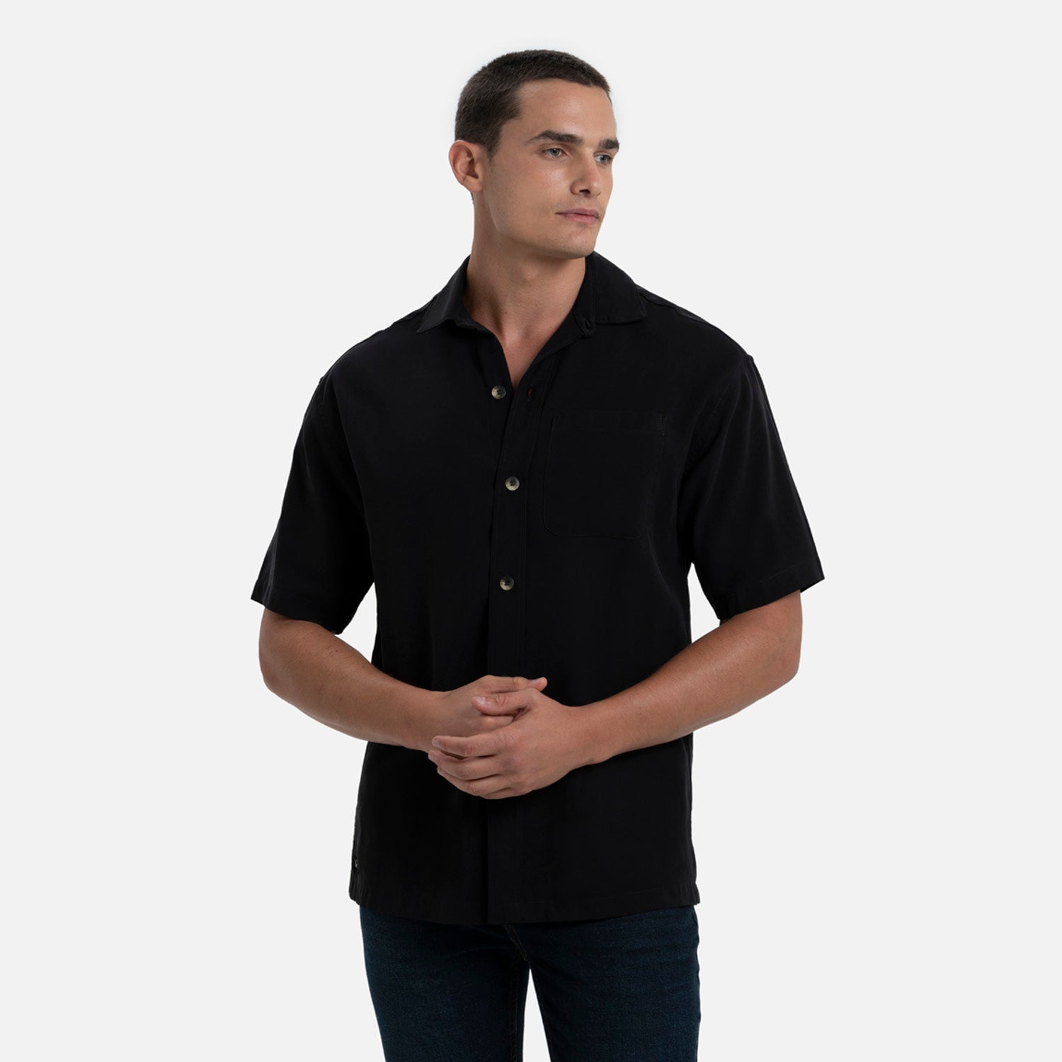 CAMISA MANGA CORTA COLOR NEGRO