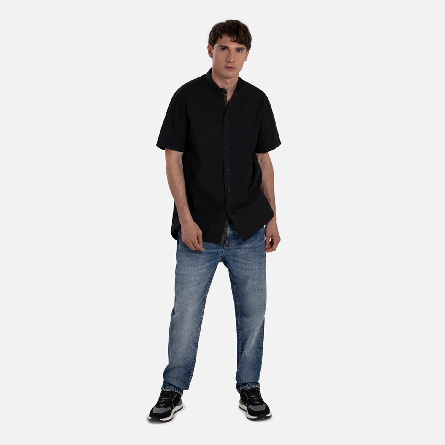 CAMISA MANGA CORTA COLOR NEGRO