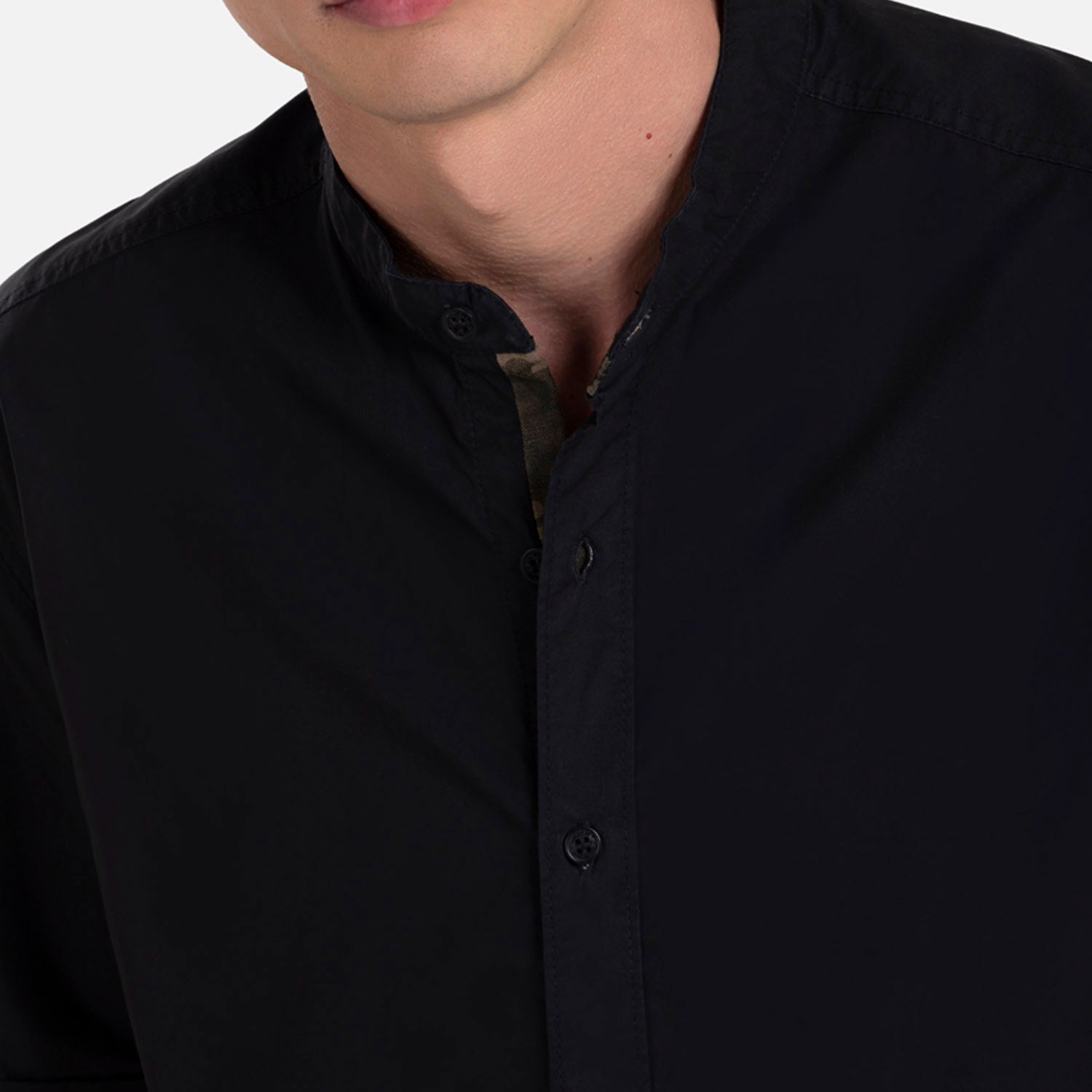 CAMISA MANGA CORTA COLOR NEGRO