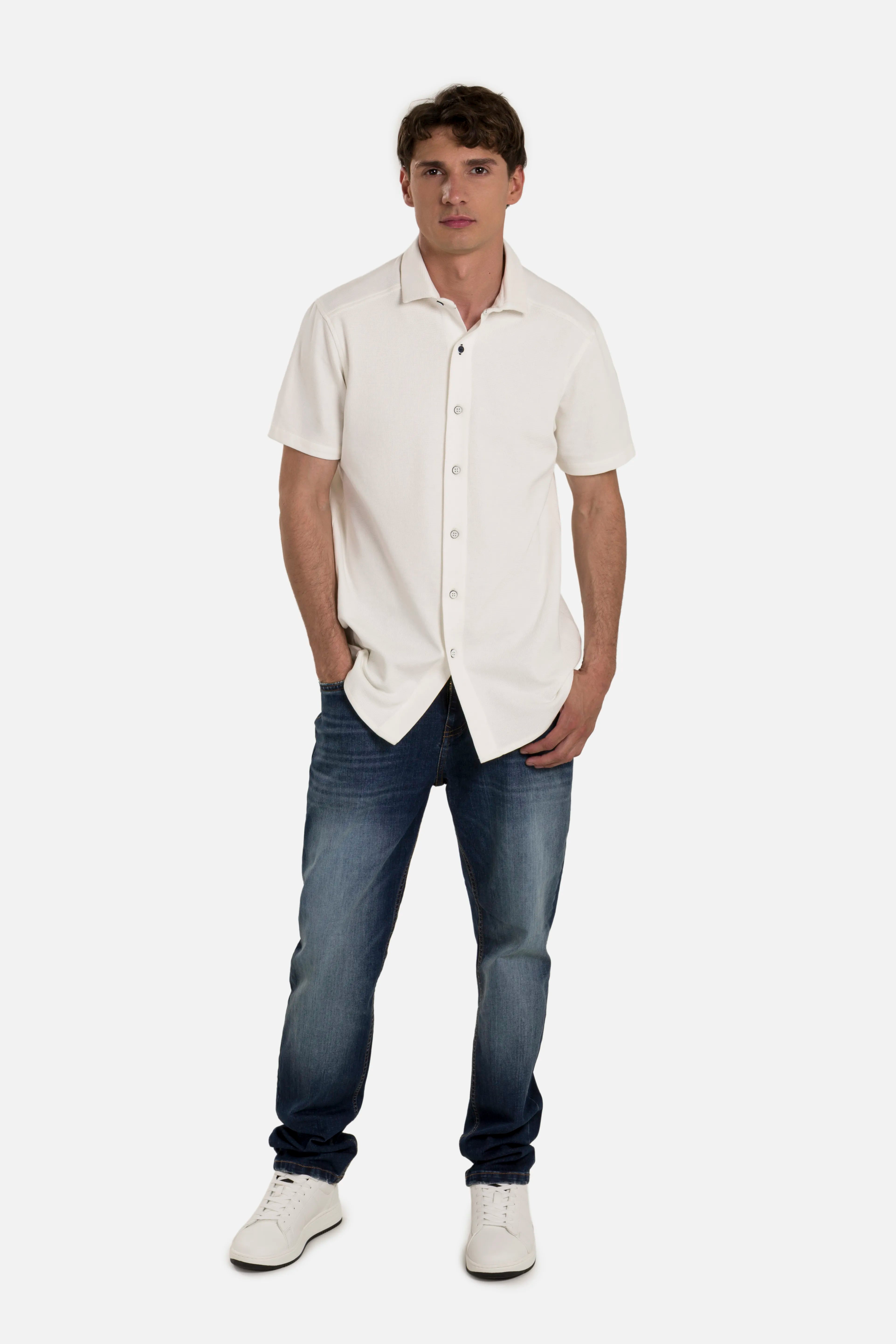 CAMISA MANGA CORTA COLOR BLANCO OPTICO