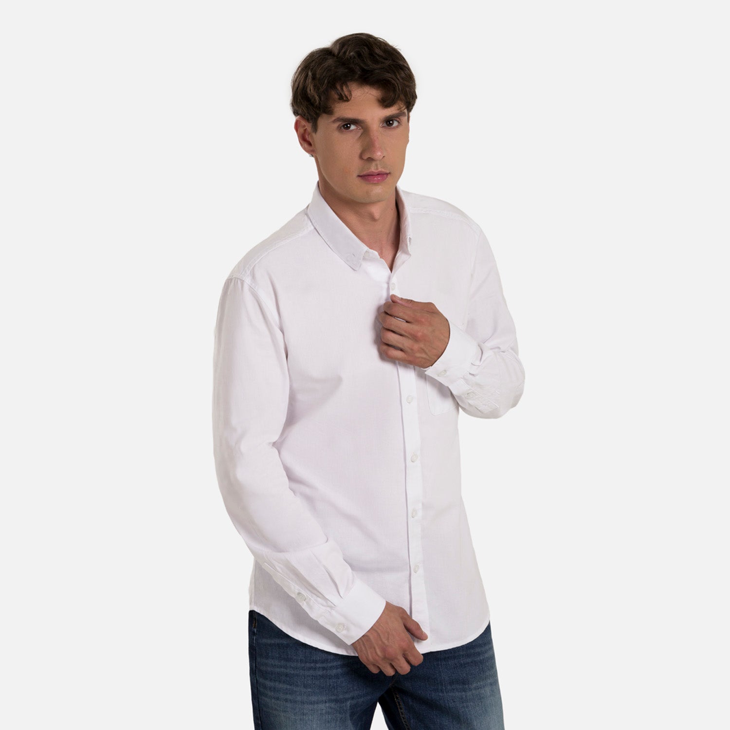 CAMISA MANGA LARGA COLOR BLANCO OPTICO