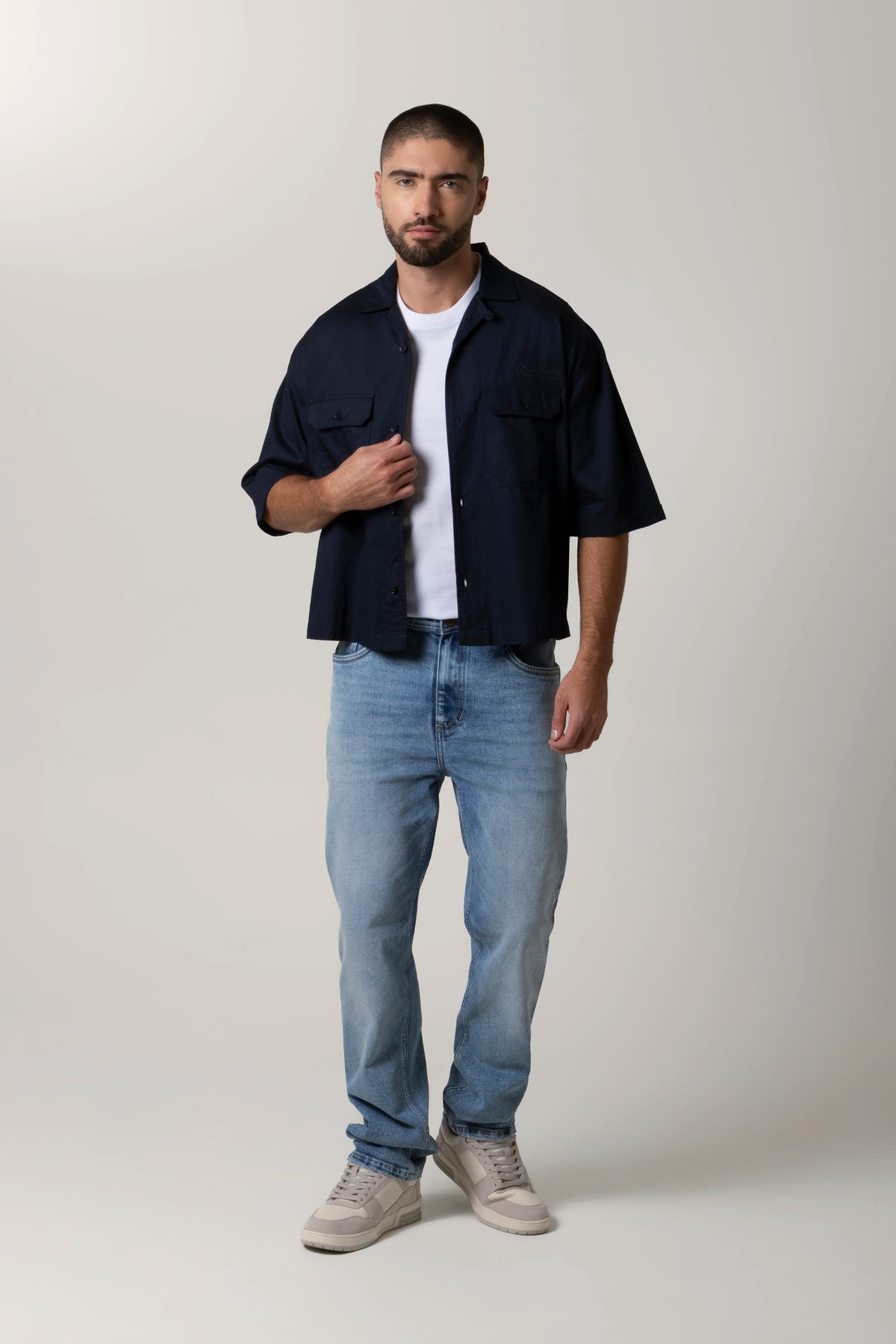CAMISA MANGA CORTA COLOR AZUL OSCURO
