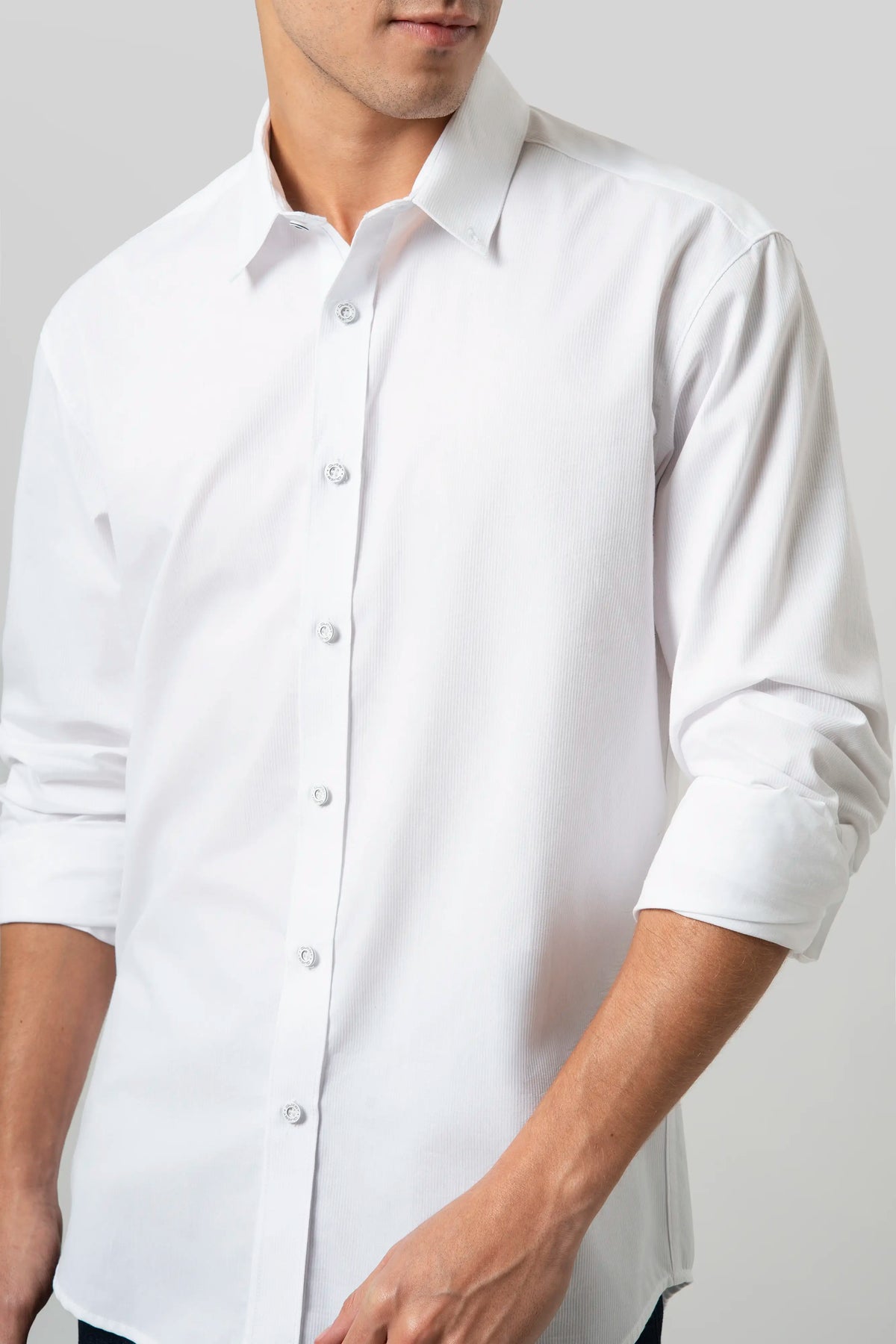 CAMISA MANGA LARGA COLOR BLANCO OPTICO