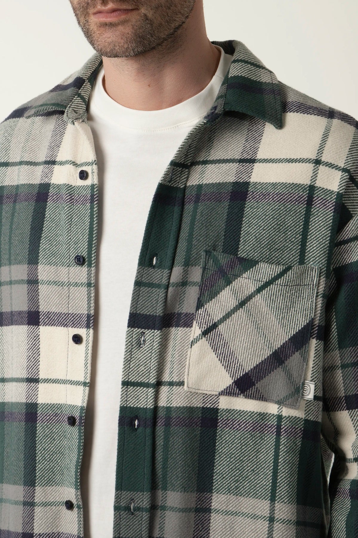 CAMISA MANGA LARGA COLOR VERDE OSCURO