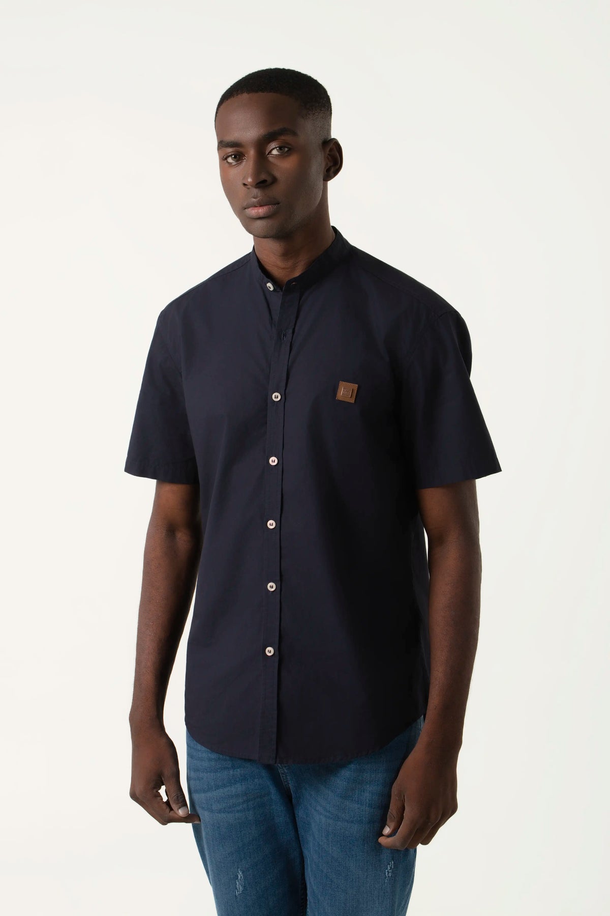 CAMISA MANGA CORTA COLOR AZUL NOCHE