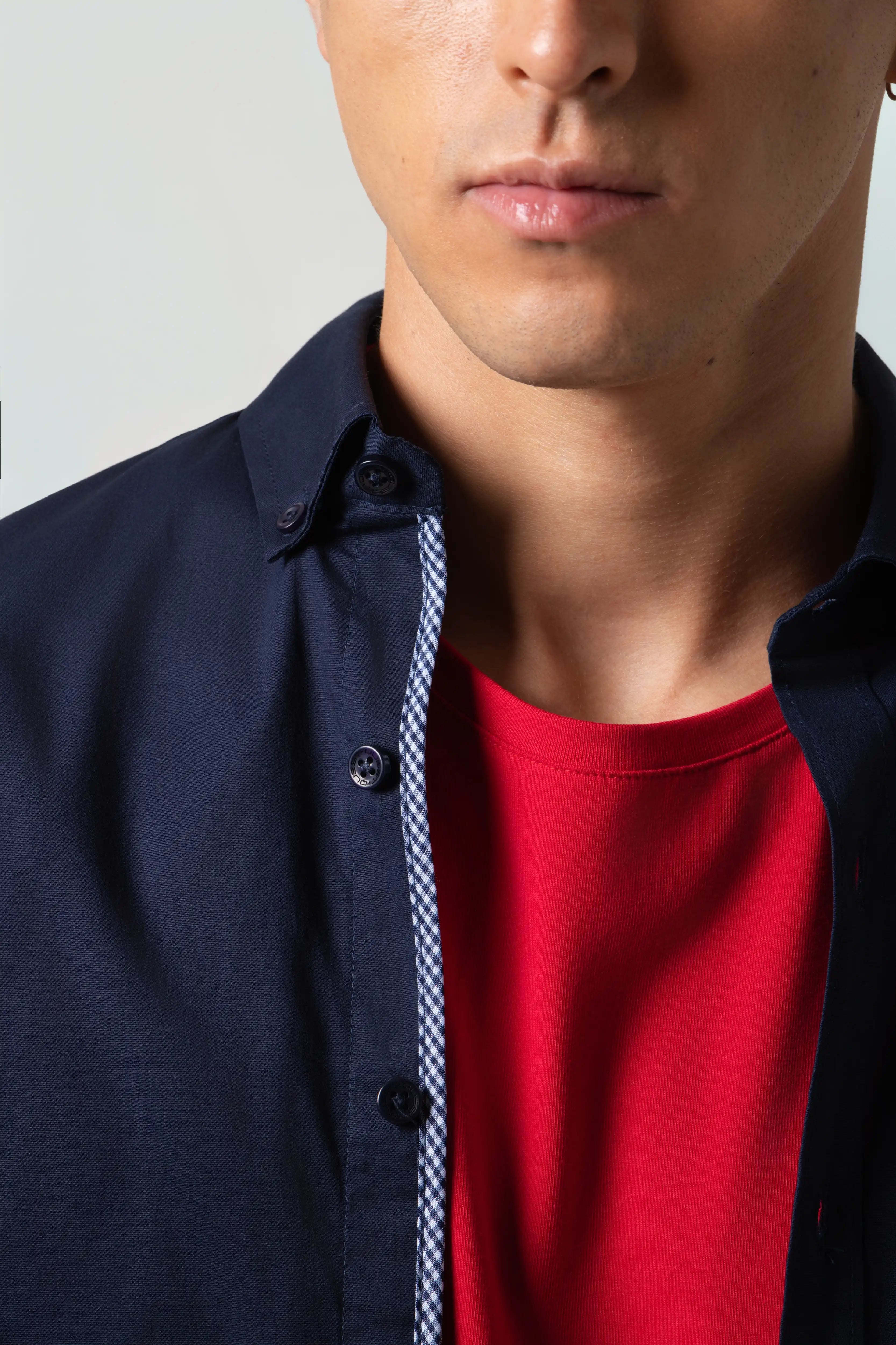 CAMISA SLIM MANGA CORTA COLOR AZUL OSCURO