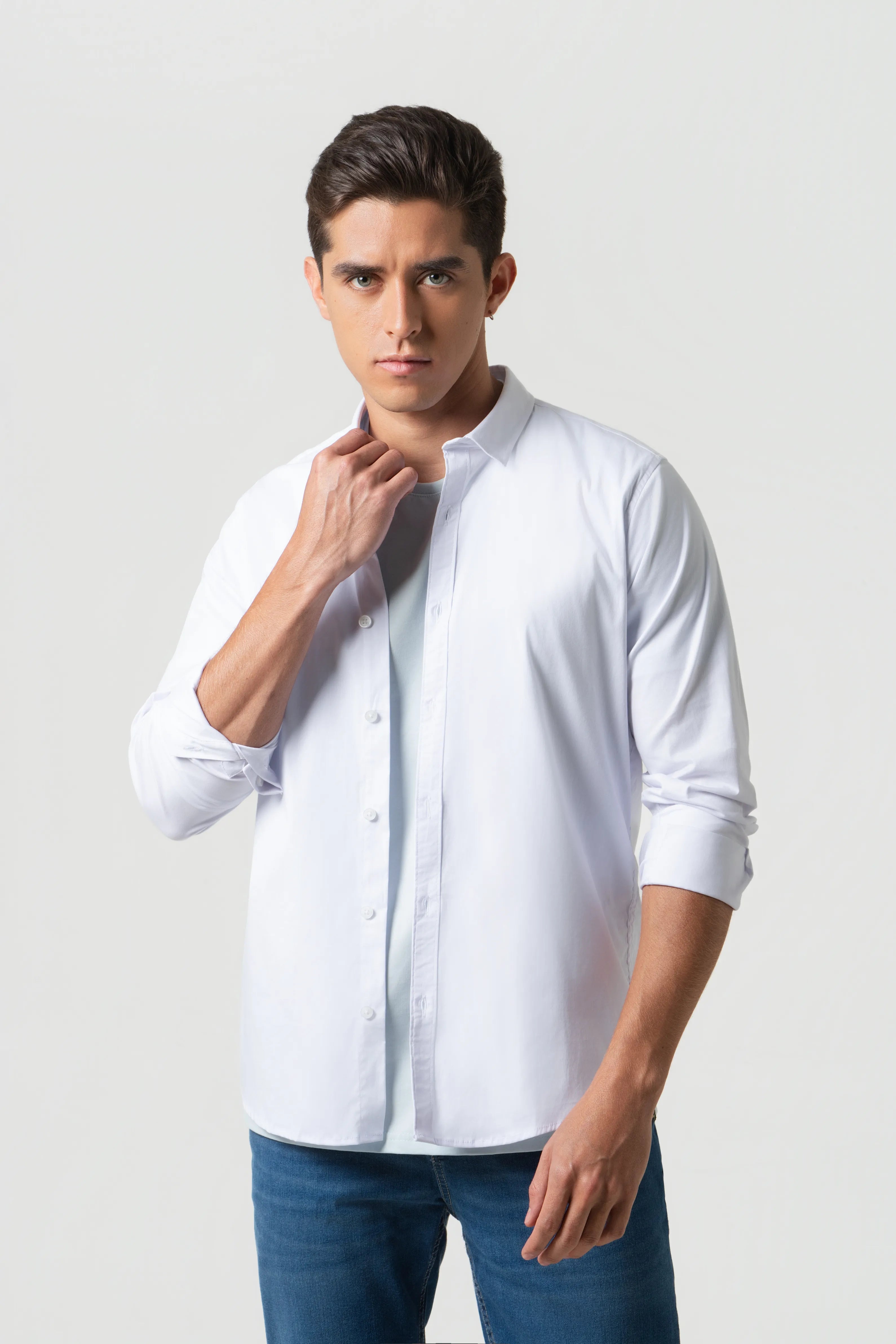 CAMISA SLIM MANGA LARGA COLOR BLANCO OPTICO
