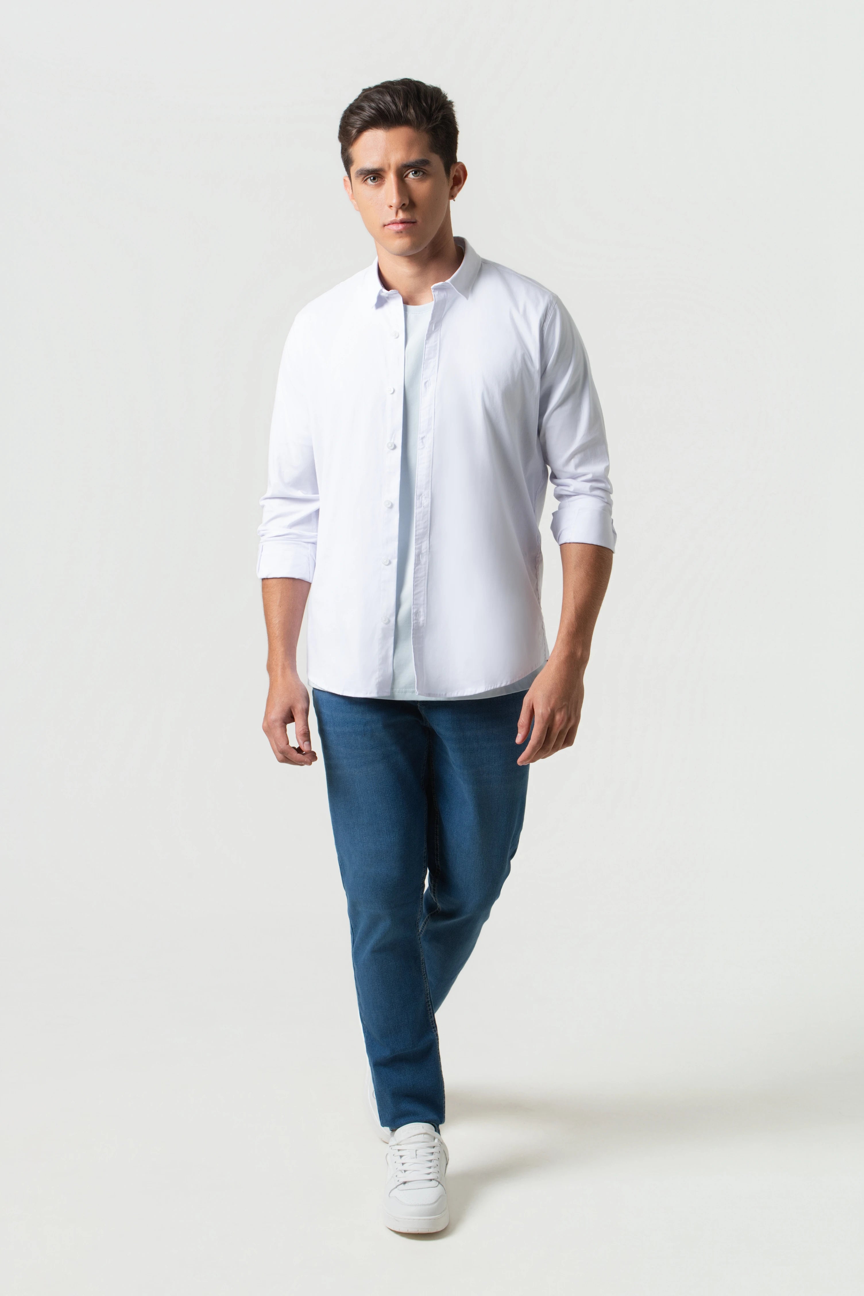 CAMISA SLIM MANGA LARGA COLOR BLANCO OPTICO