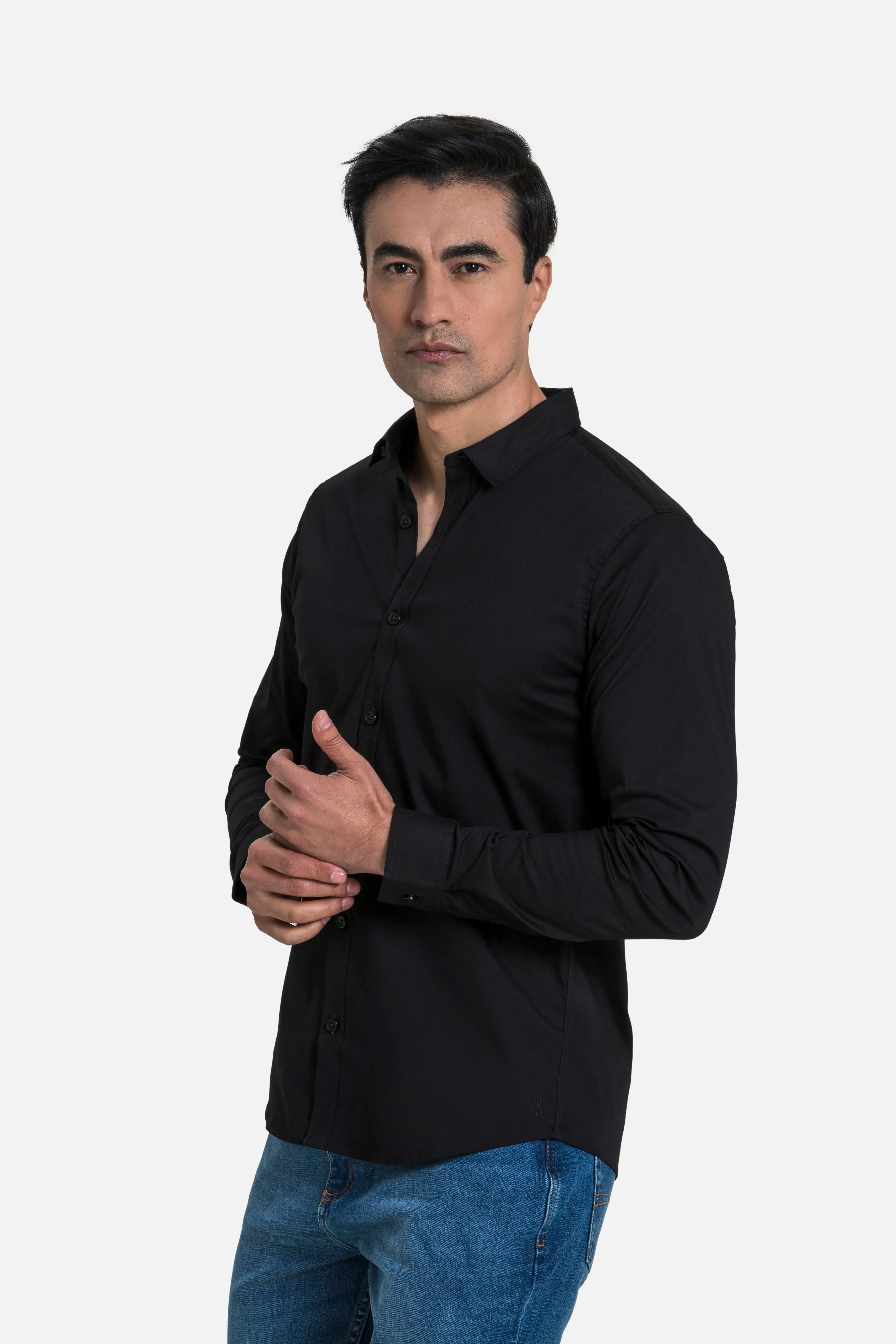 CAMISA SLIM MANGA LARGA COLOR NEGRO
