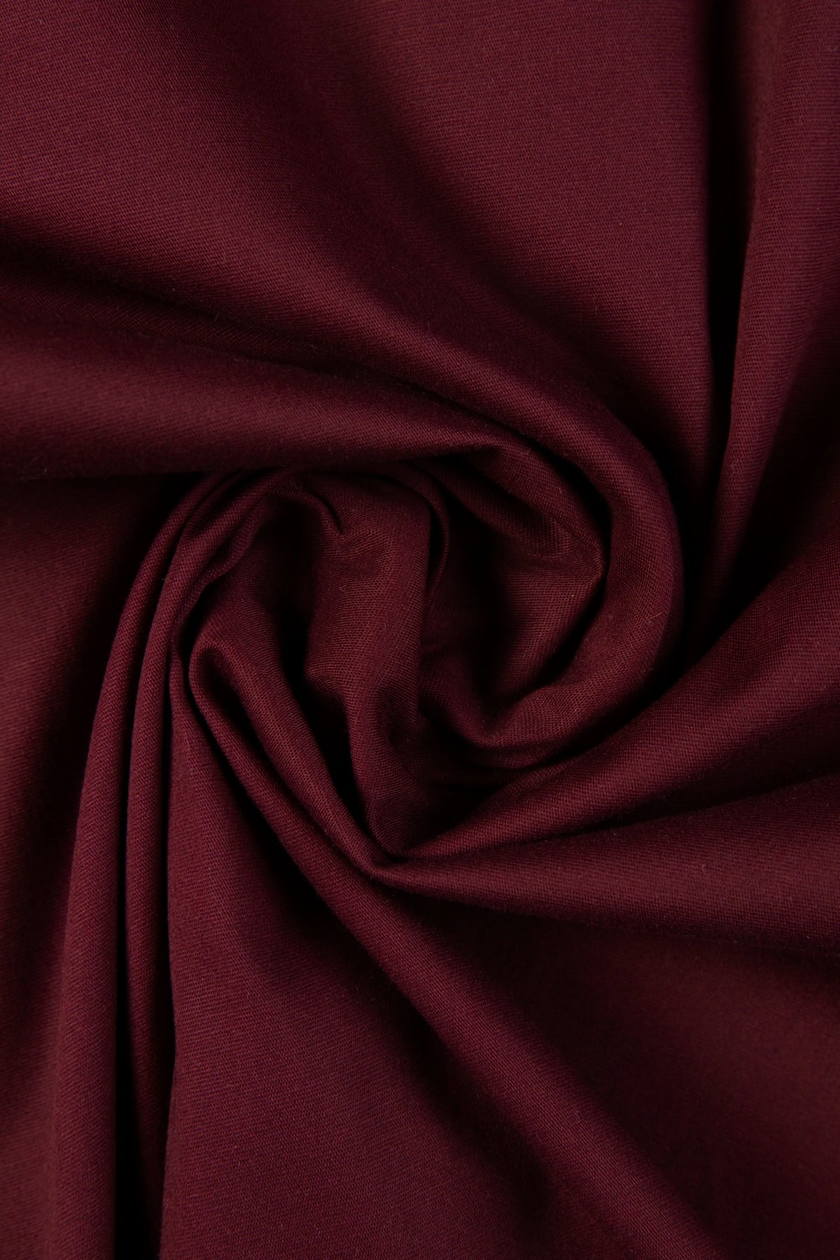 CAMISA SLIM MANGA LARGA COLOR VINOTINTO