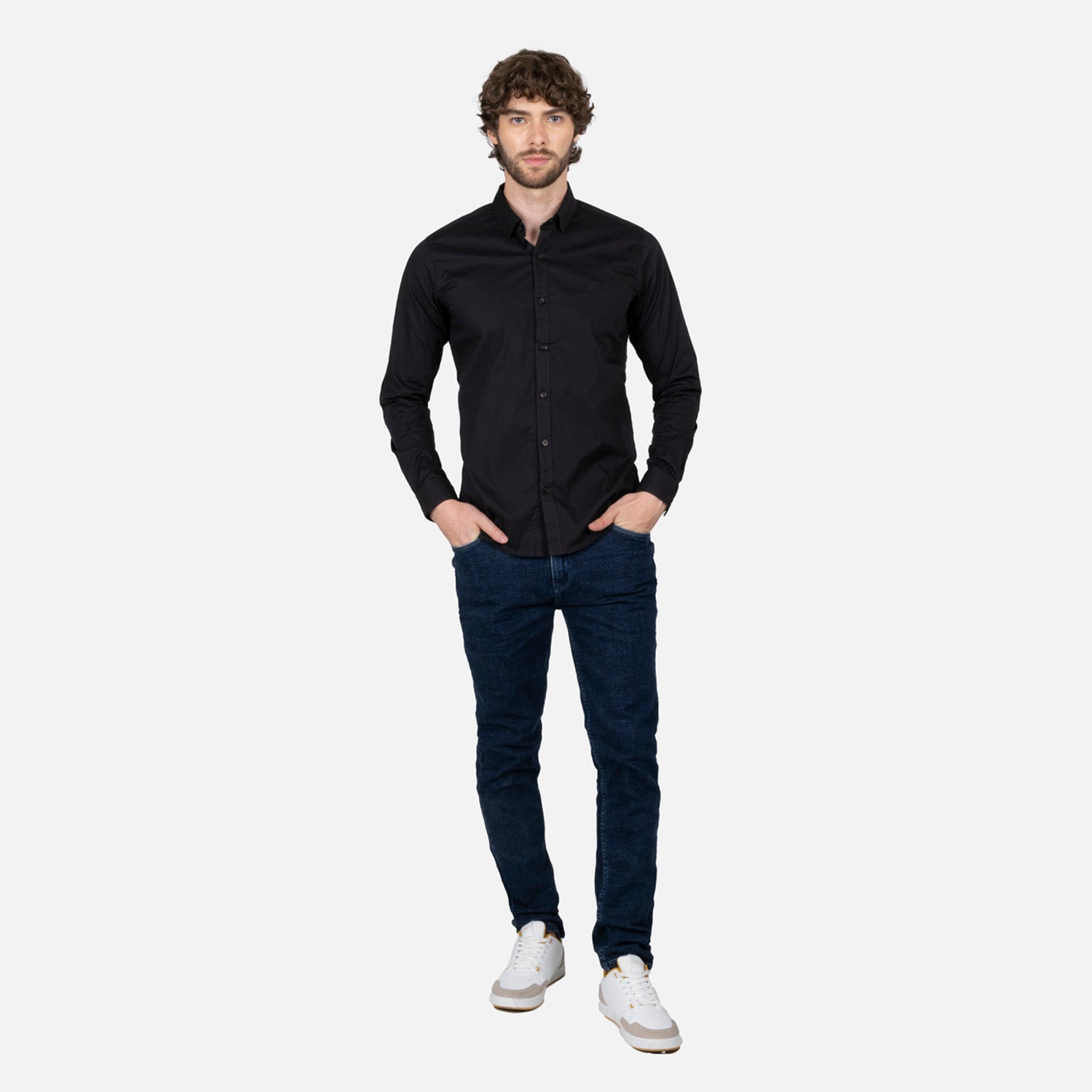 CAMISA SLIM MANGA LARGA COLOR NEGRO