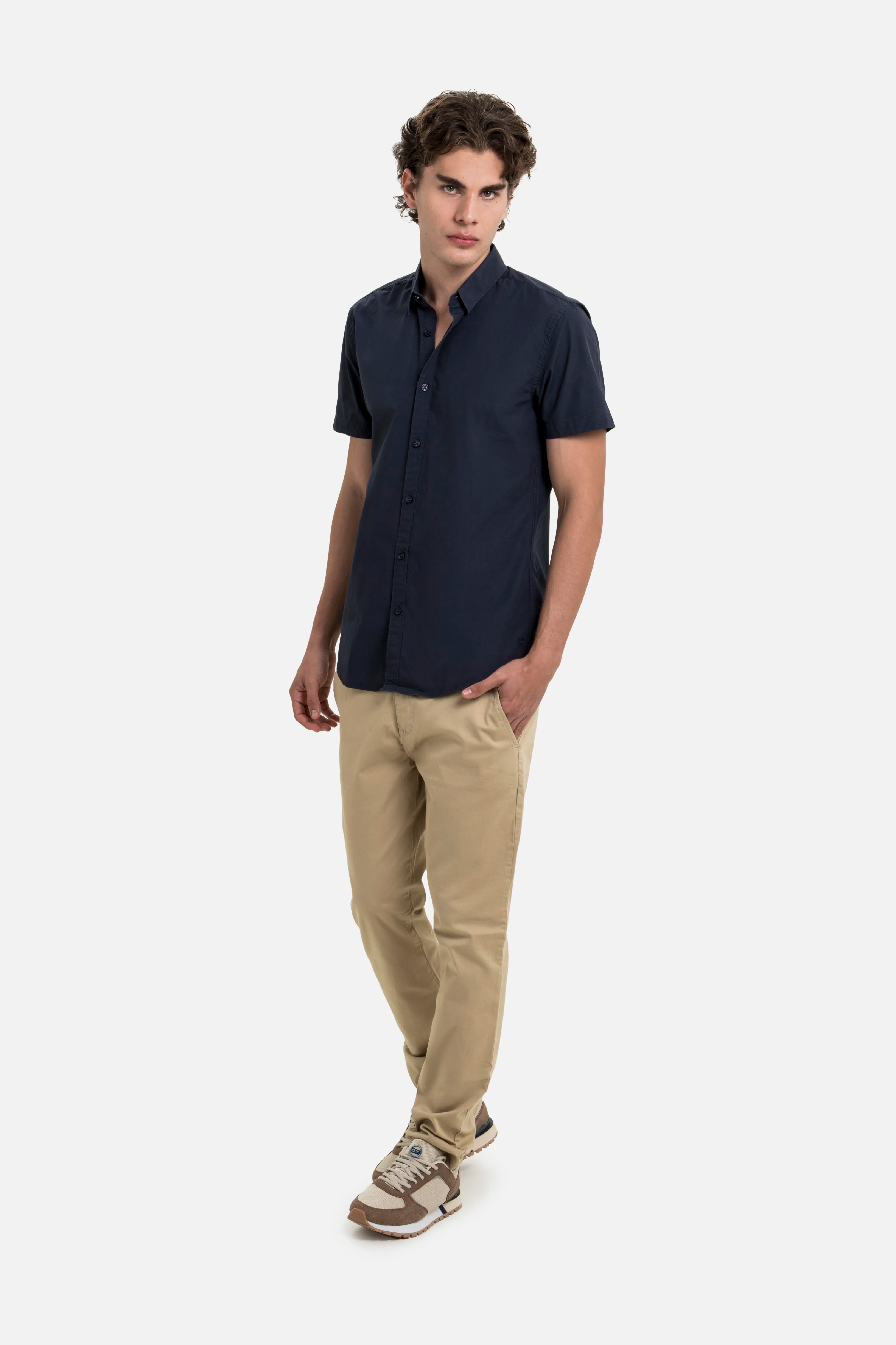 CAMISA MANGA CORTA COLOR AZUL NOCHE