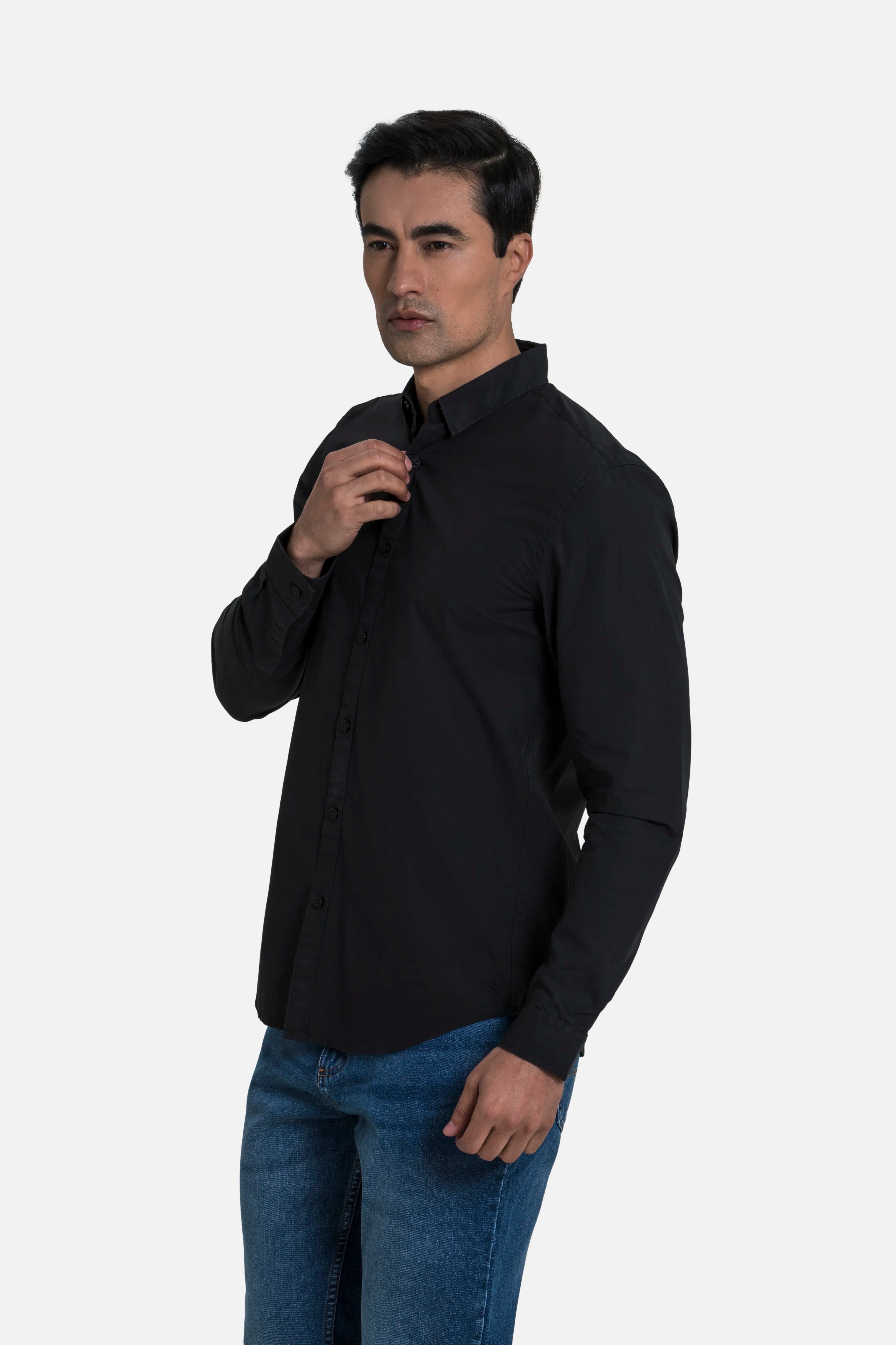 CAMISA MANGA LARGA COLOR NEGRO