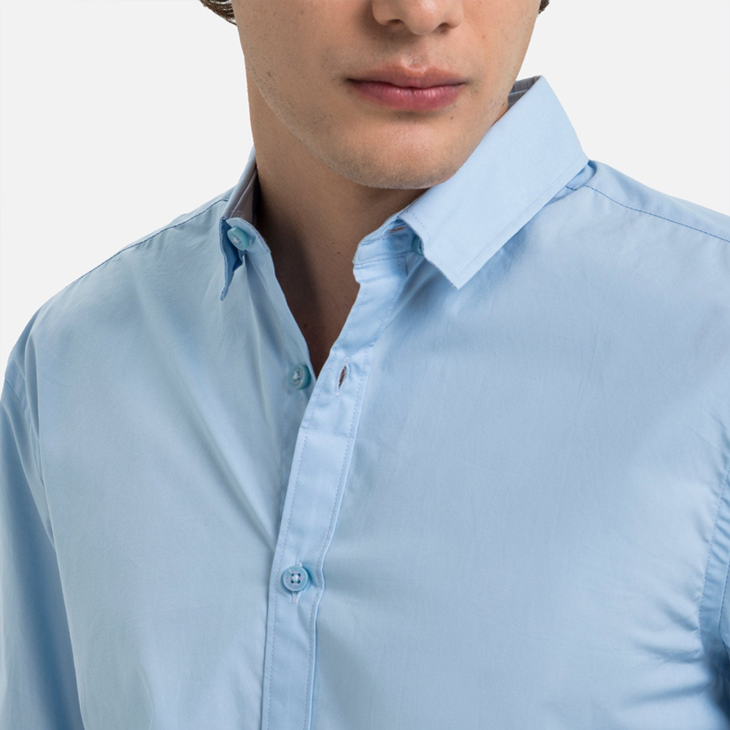 CAMISA MANGA LARGA COLOR AZUL CLARO