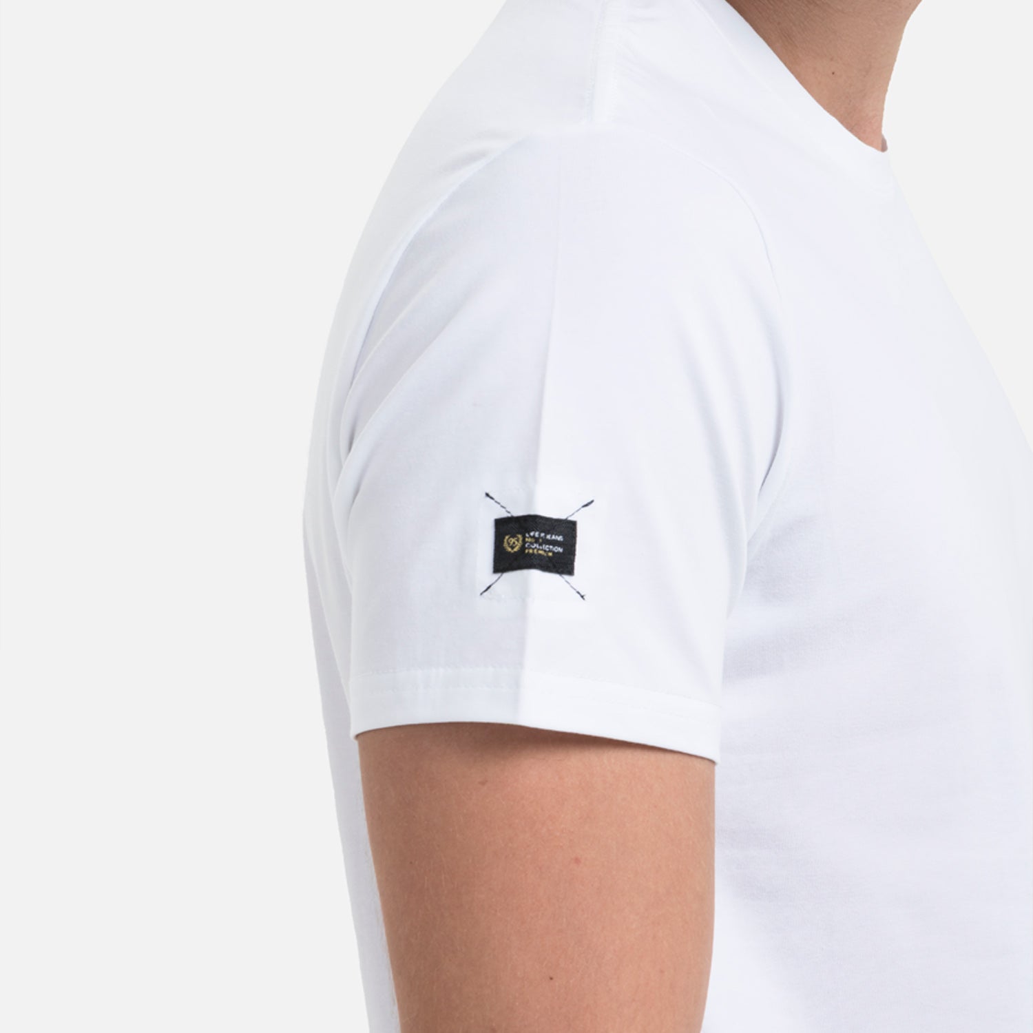 CAMISETA SLIM MANGA CORTA COLOR BLANCO OPTICO