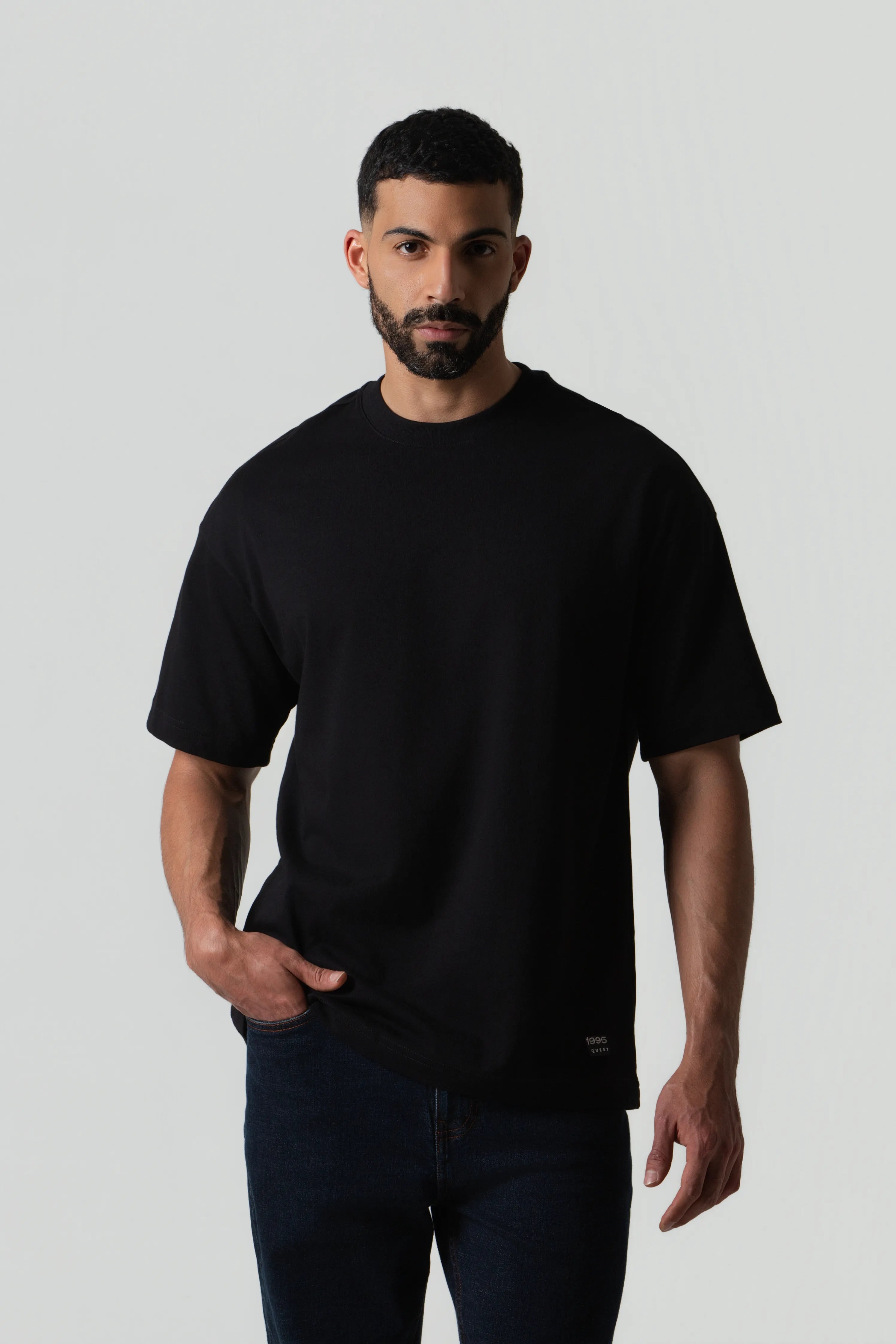 CAMISETA MANGA CORTA COLOR NEGRO