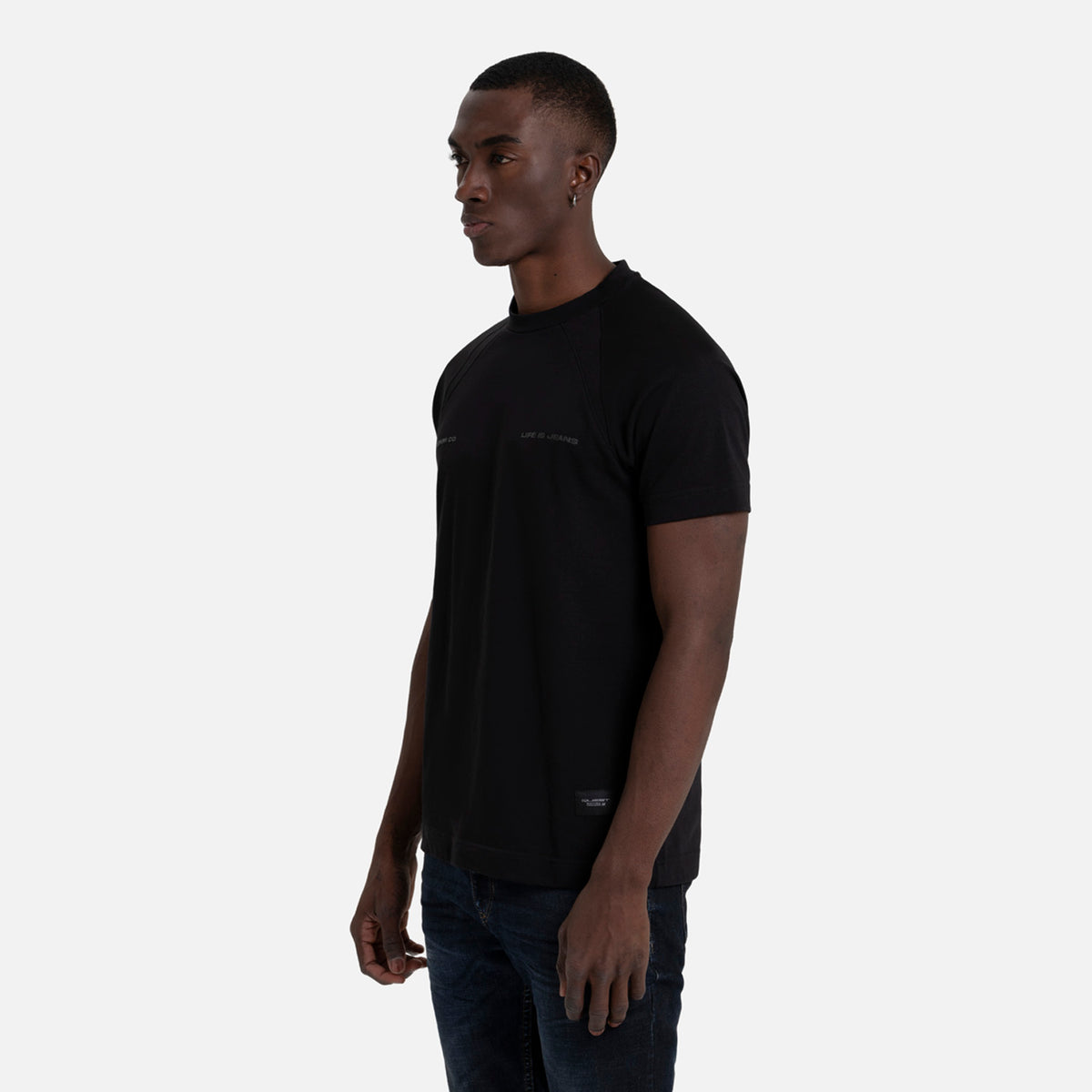 CAMISETA MANGA CORTA COLOR NEGRO