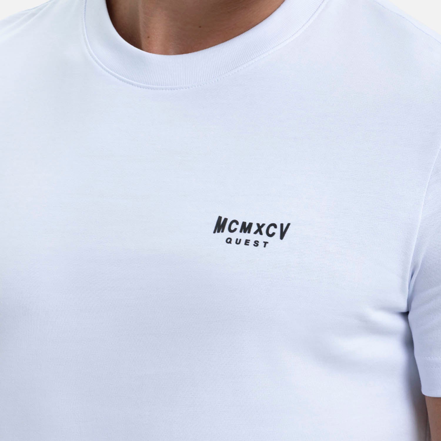 CAMISETA MANGA CORTA COLOR BLANCO OPTICO