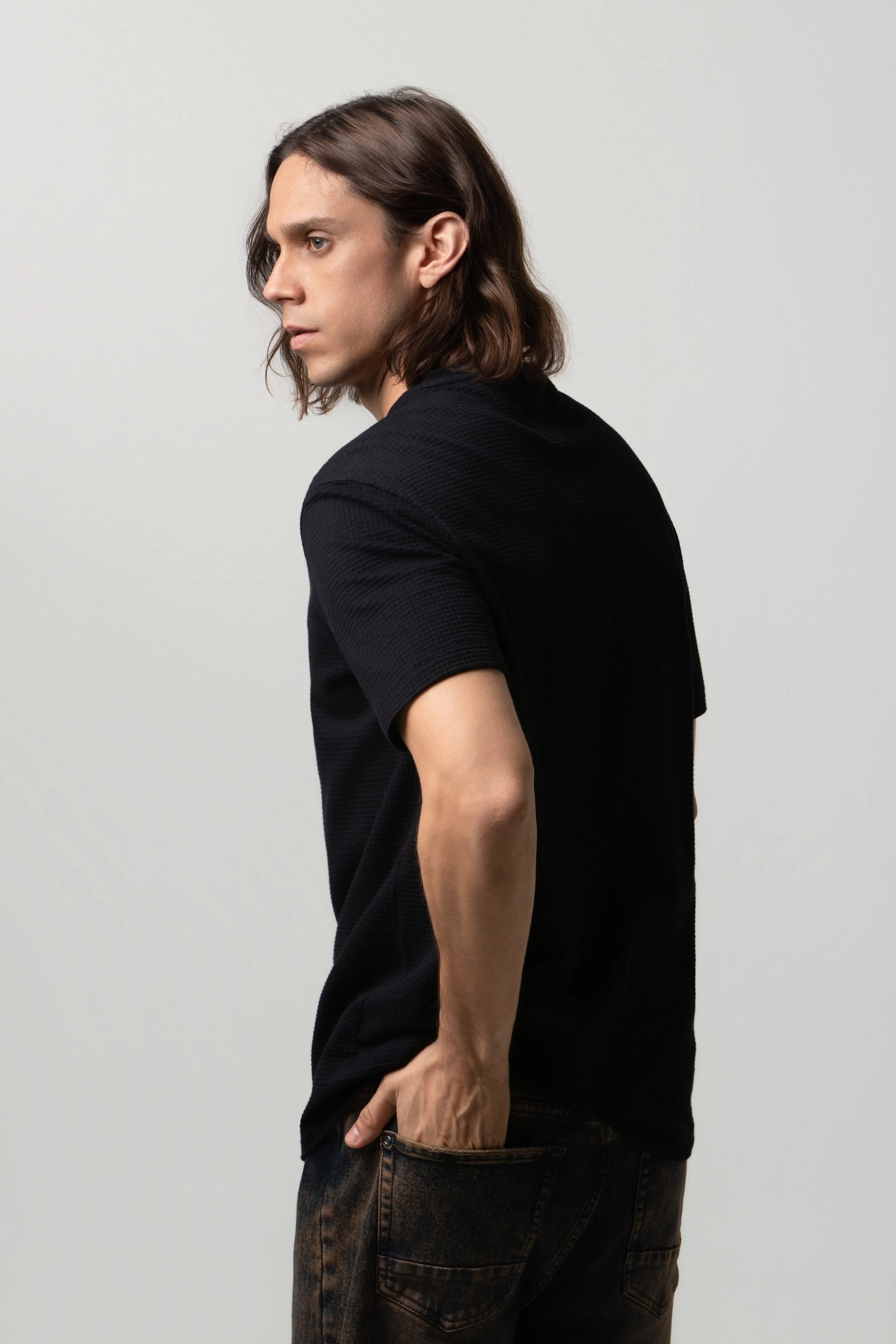 CAMISETA MANGA CORTA COLOR NEGRO