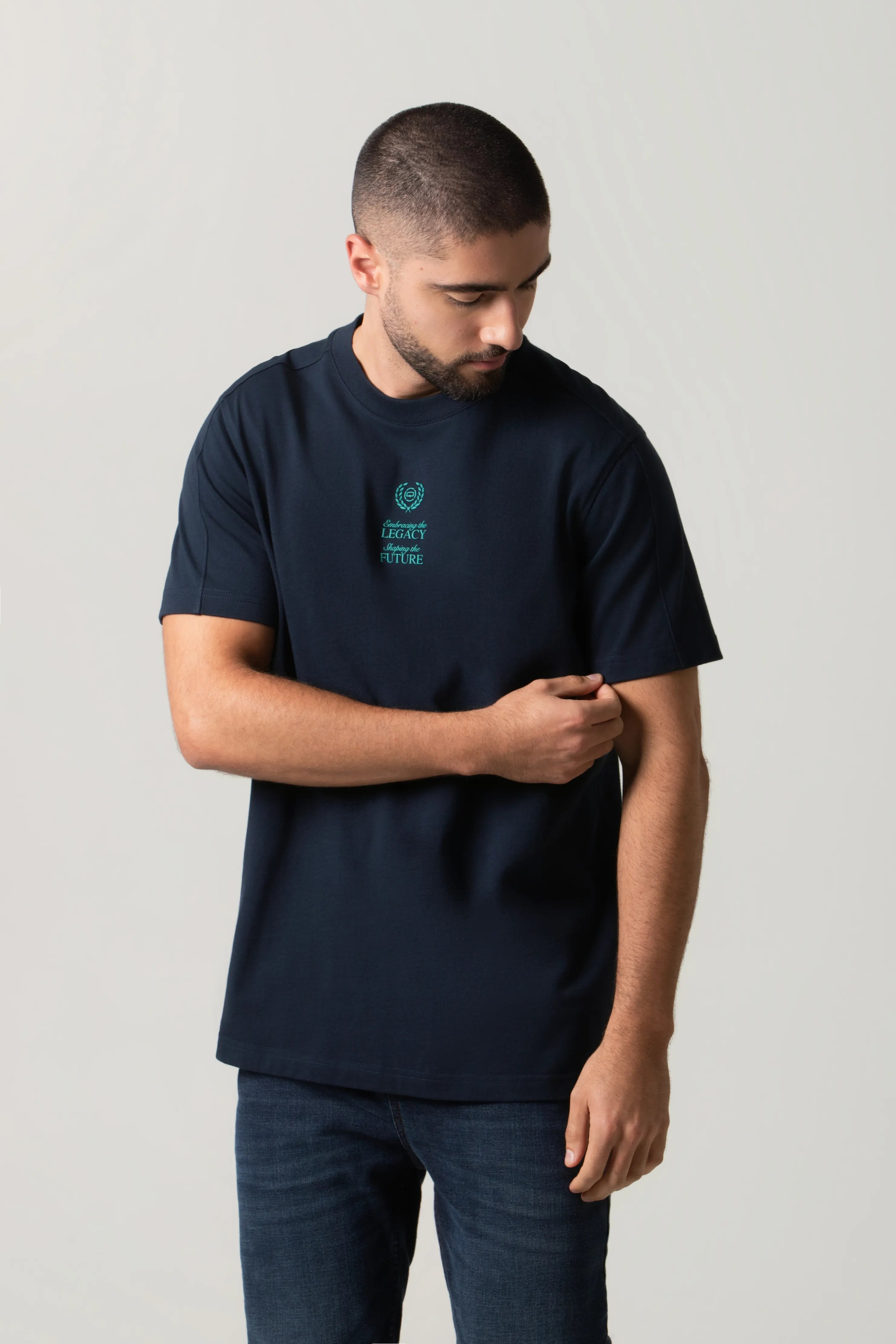 CAMISETA MANGA CORTA COLOR AZUL OSCURO