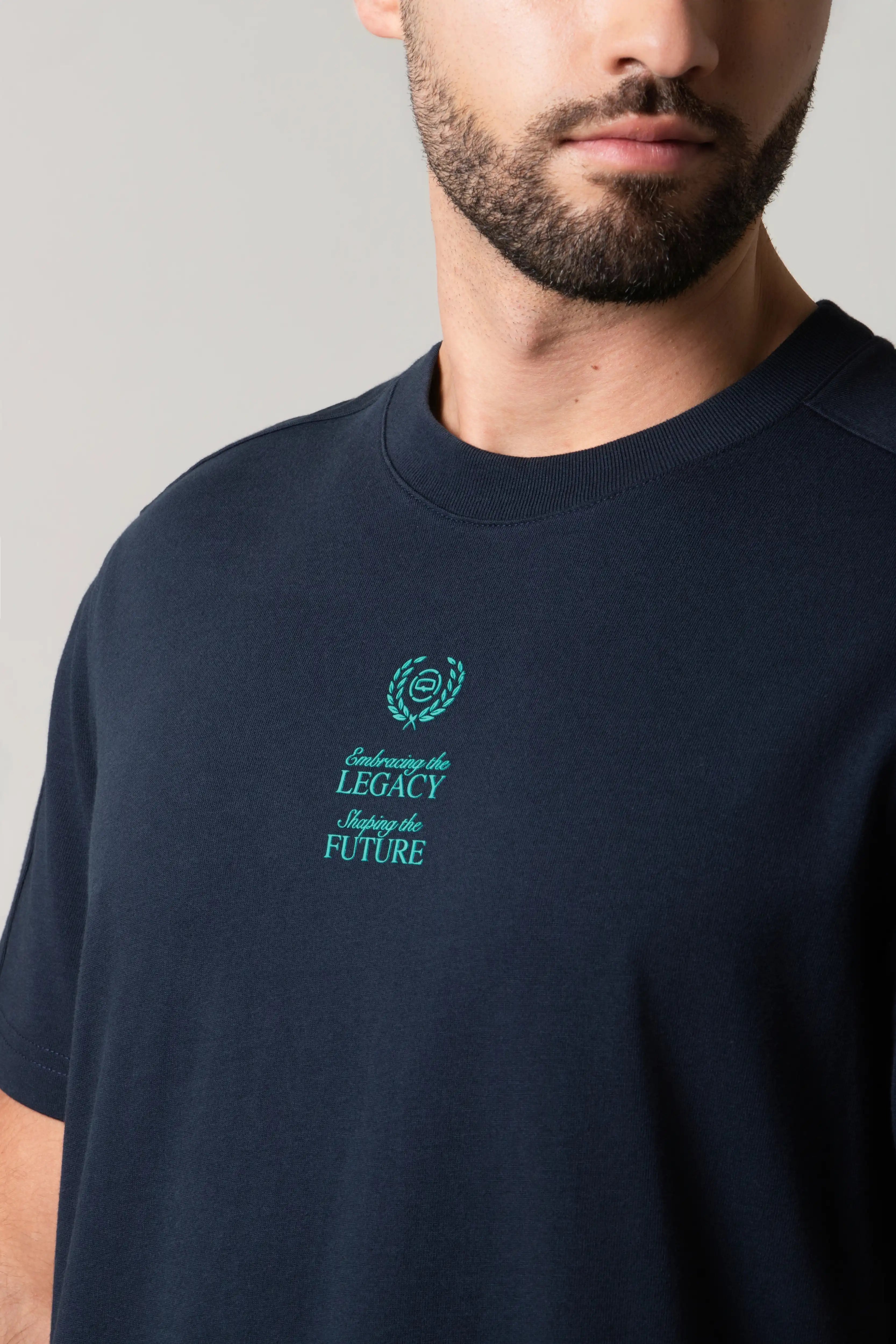 CAMISETA MANGA CORTA COLOR AZUL OSCURO