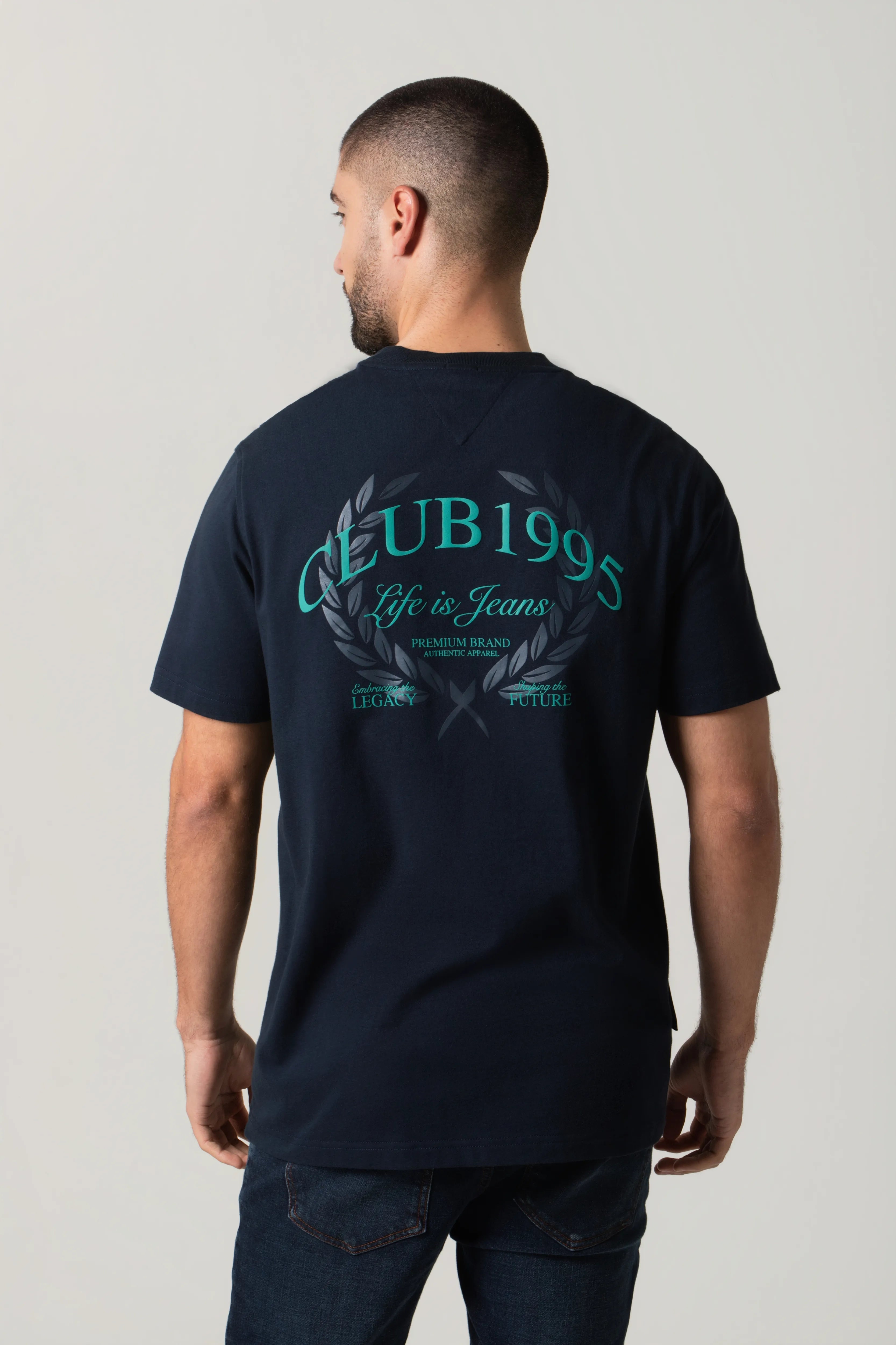 CAMISETA MANGA CORTA COLOR AZUL OSCURO