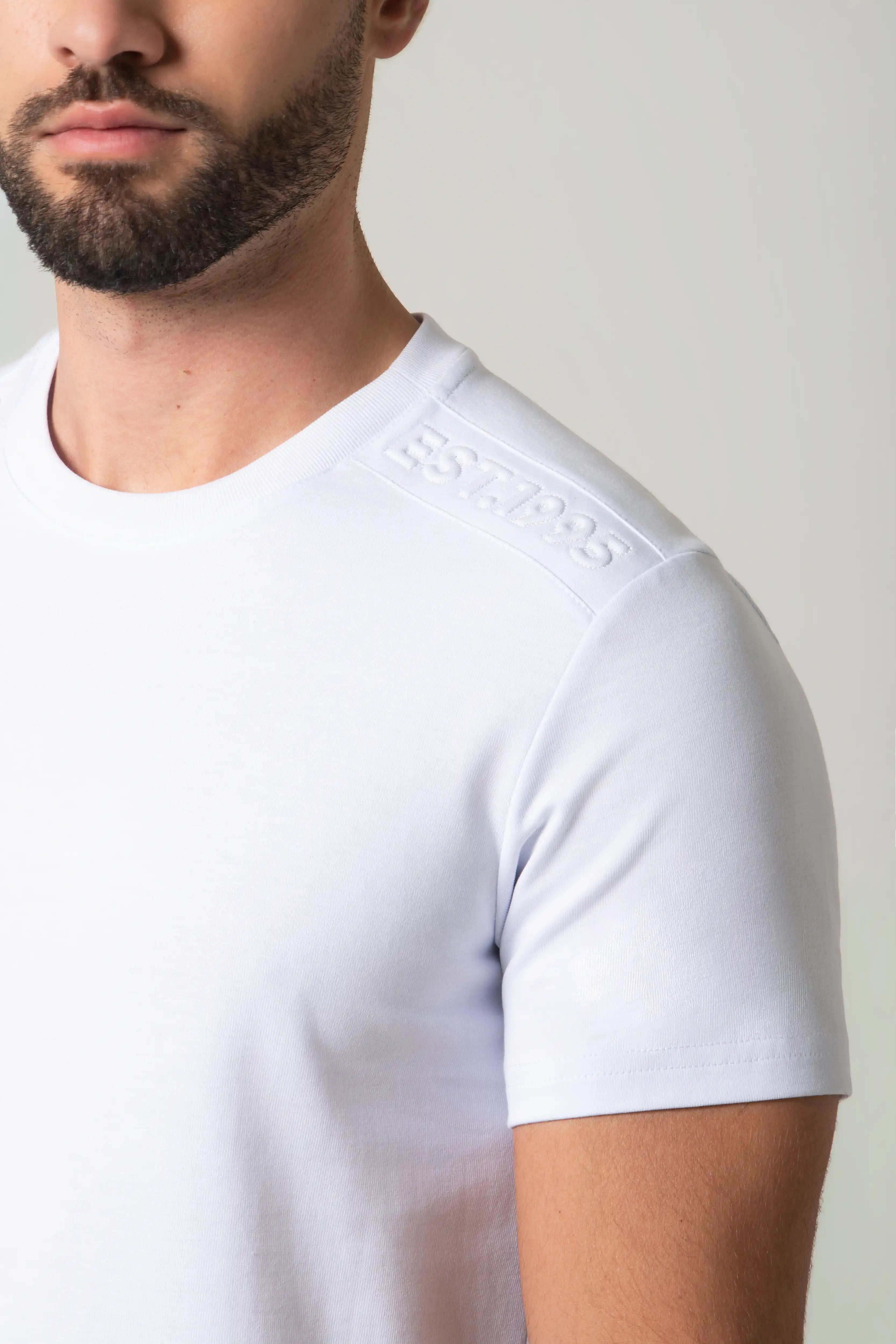 CAMISETA MANGA CORTA COLOR BLANCO OPTICO