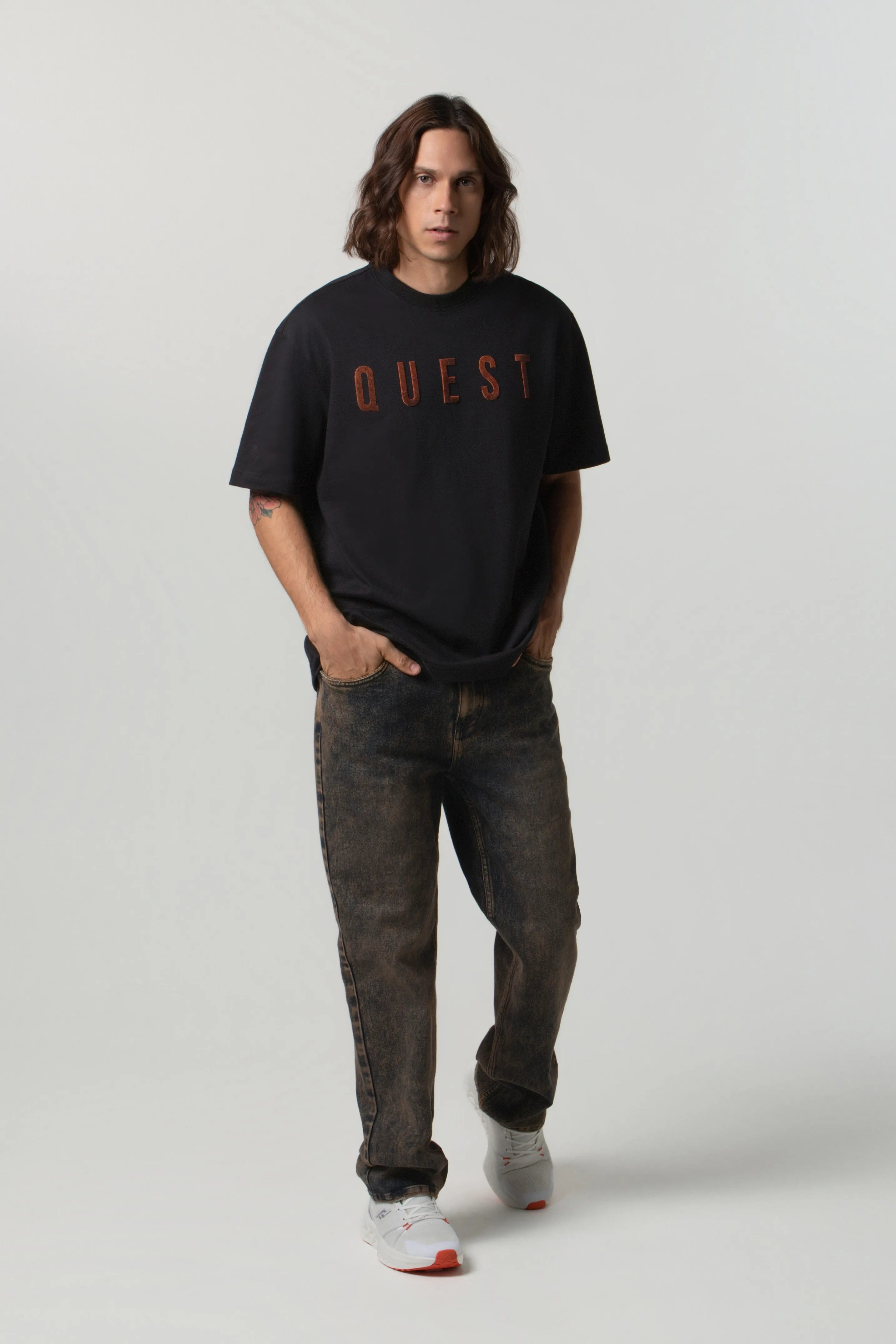 CAMISETA MANGA CORTA COLOR NEGRO