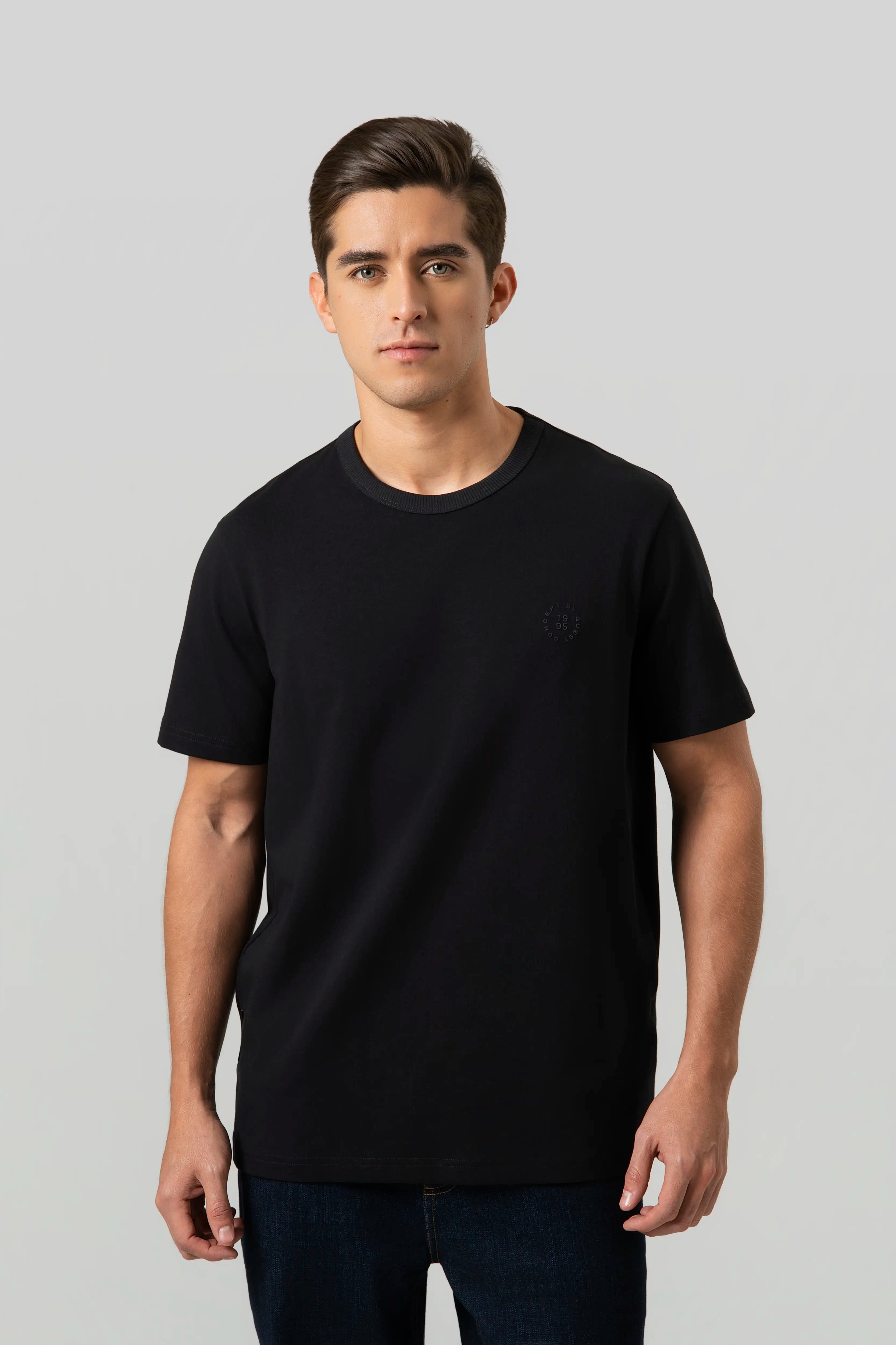 CAMISETA MANGA CORTA COLOR NEGRO