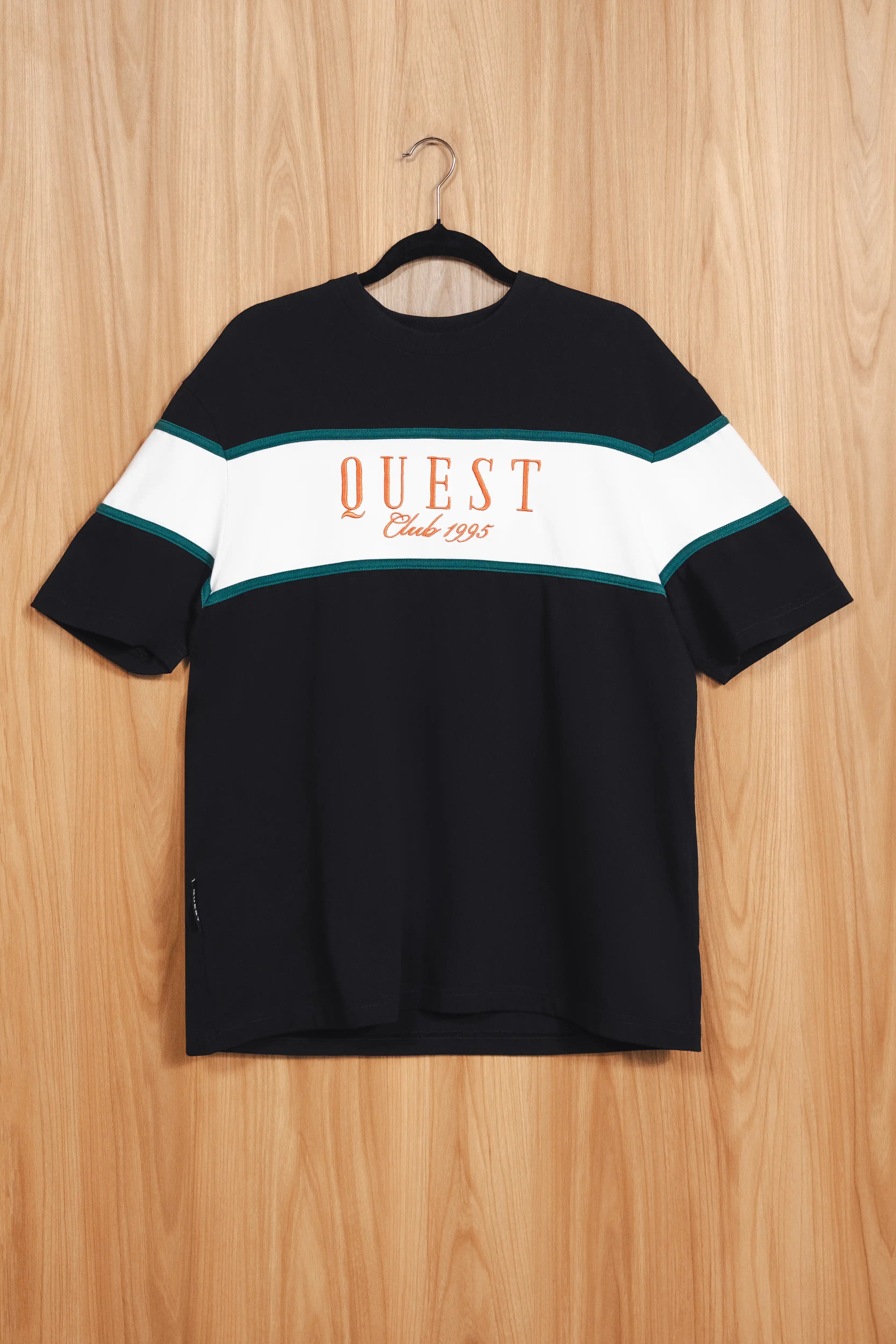 CAMISETA MANGA CORTA COLOR NEGRO