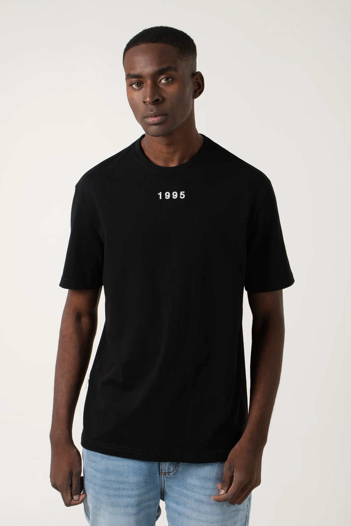 CAMISETA MANGA CORTA COLOR NEGRO