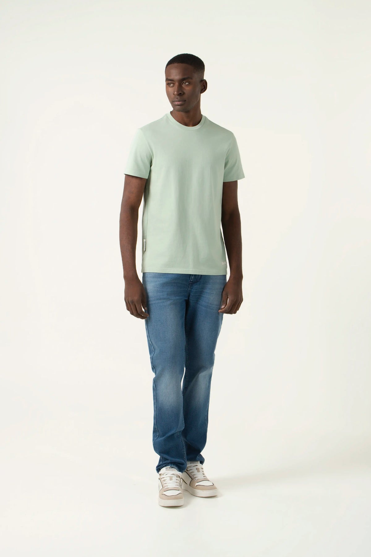 CAMISETA MANGA CORTA COLOR FROSTY GREEN
