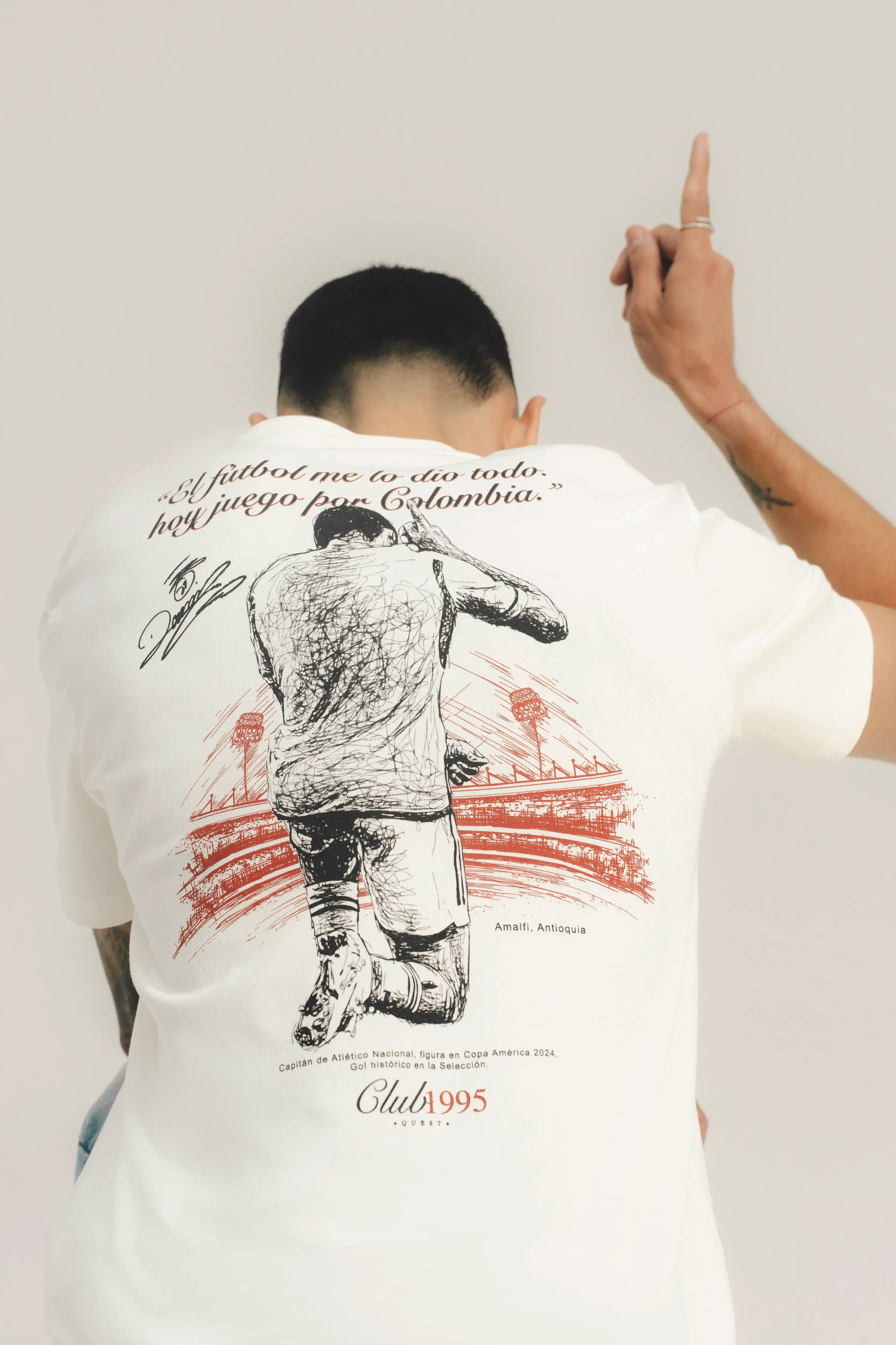 CAMISETA DANIEL MUÑOZ MANGA CORTA COLOR IVORY