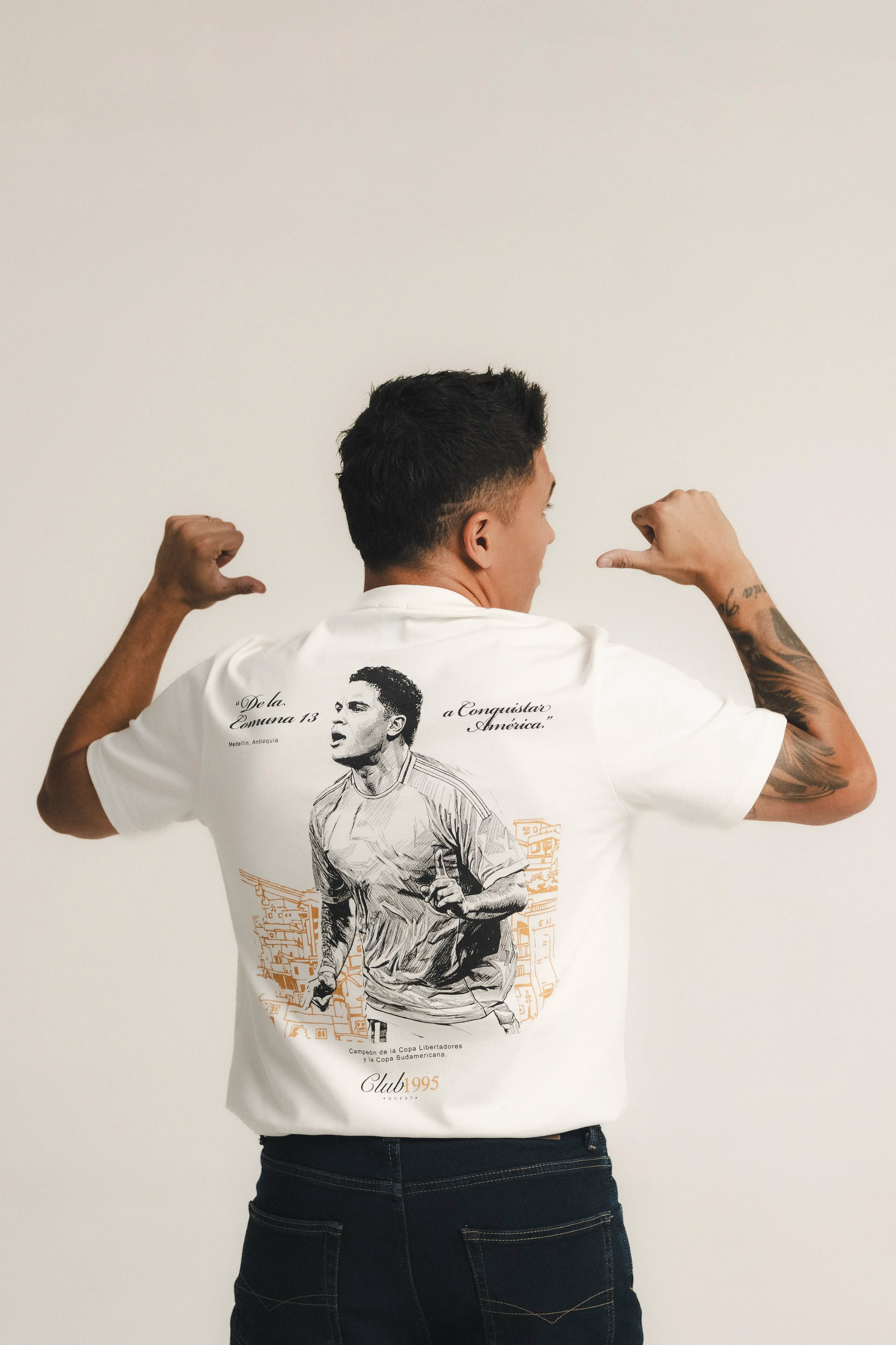 CAMISETA JUANFER QUINTERO MANGA CORTA COLOR IVORY