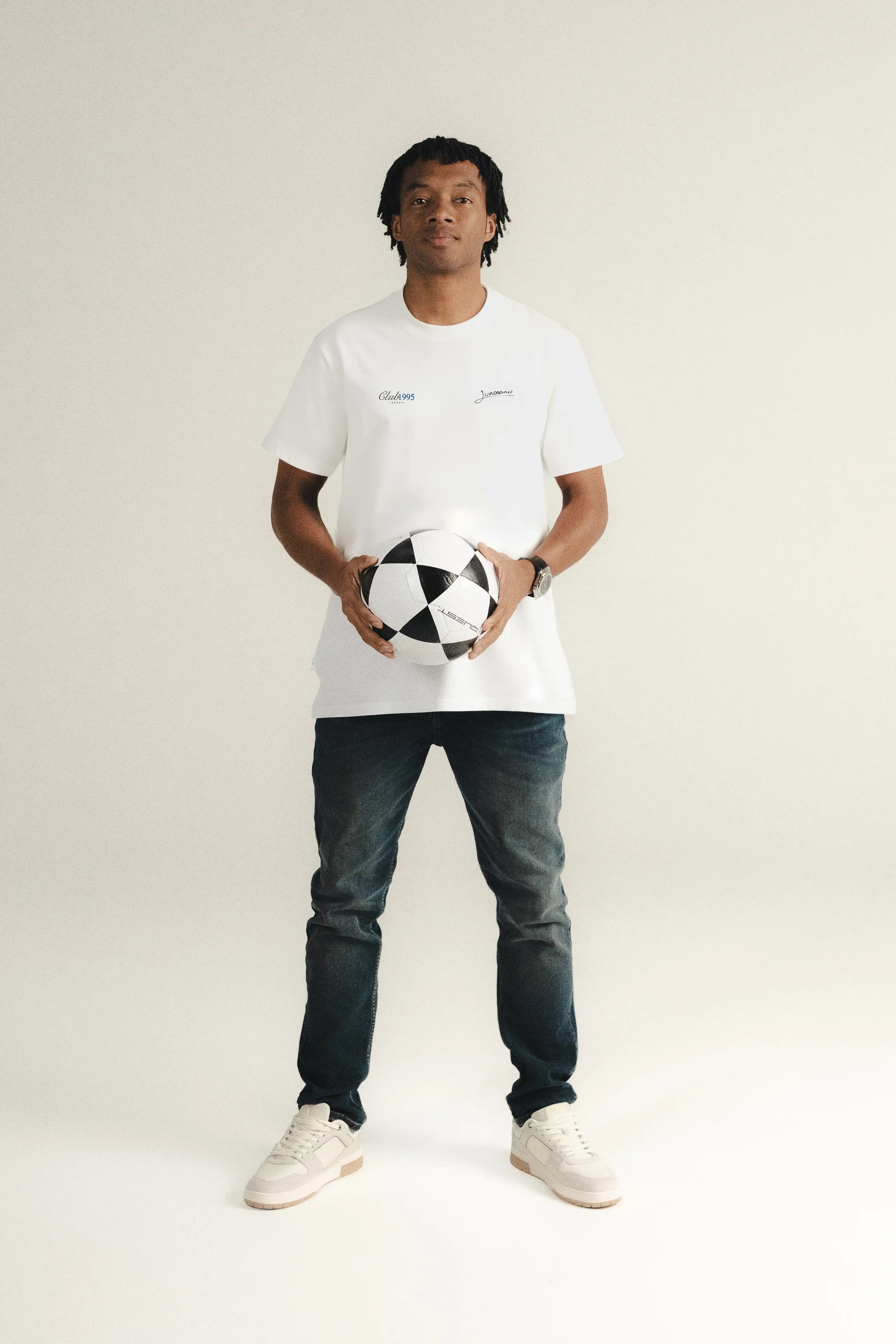 CAMISETA JUAN CUADRADO MANGA CORTA COLOR IVORY