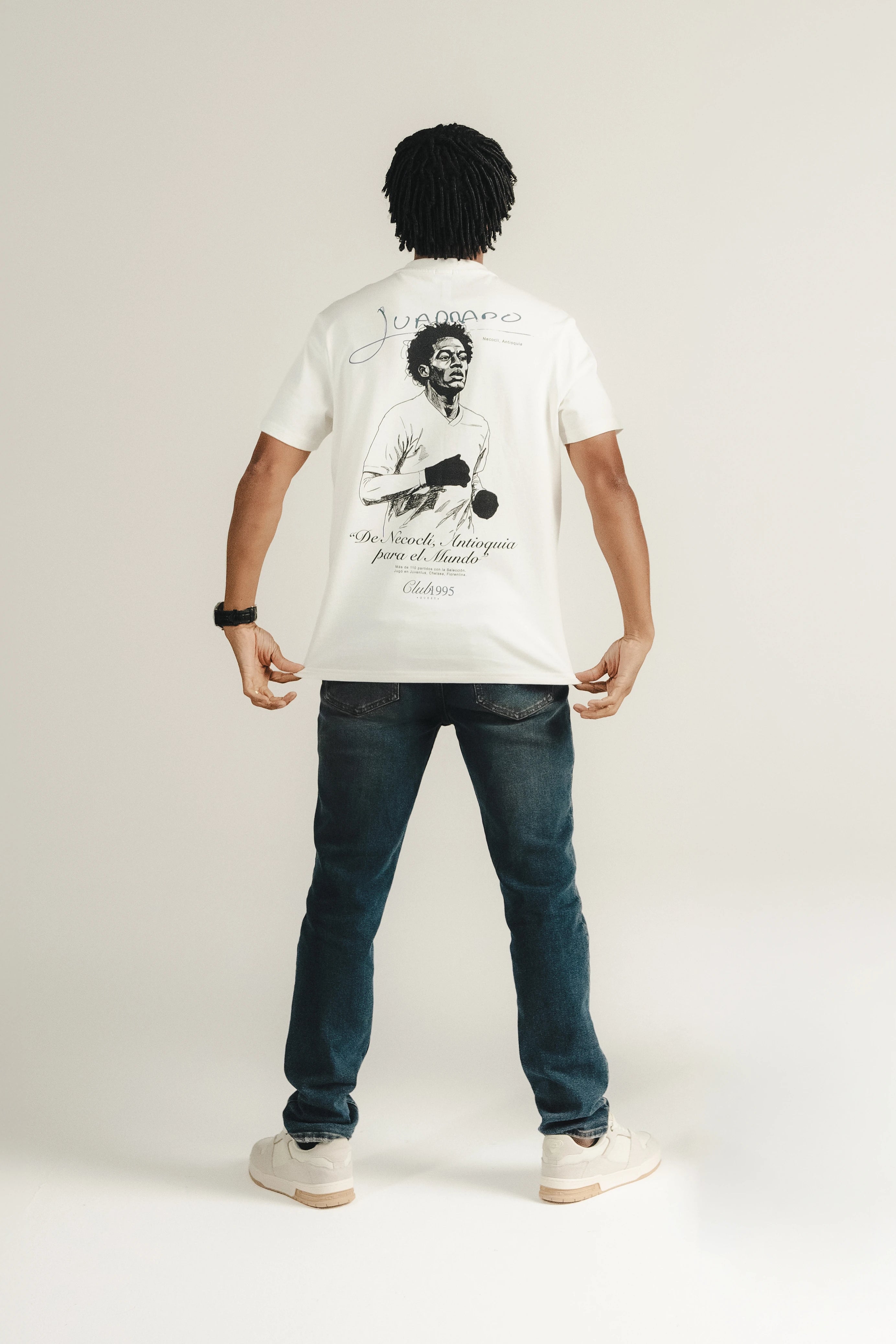 CAMISETA JUAN CUADRADO MANGA CORTA COLOR IVORY