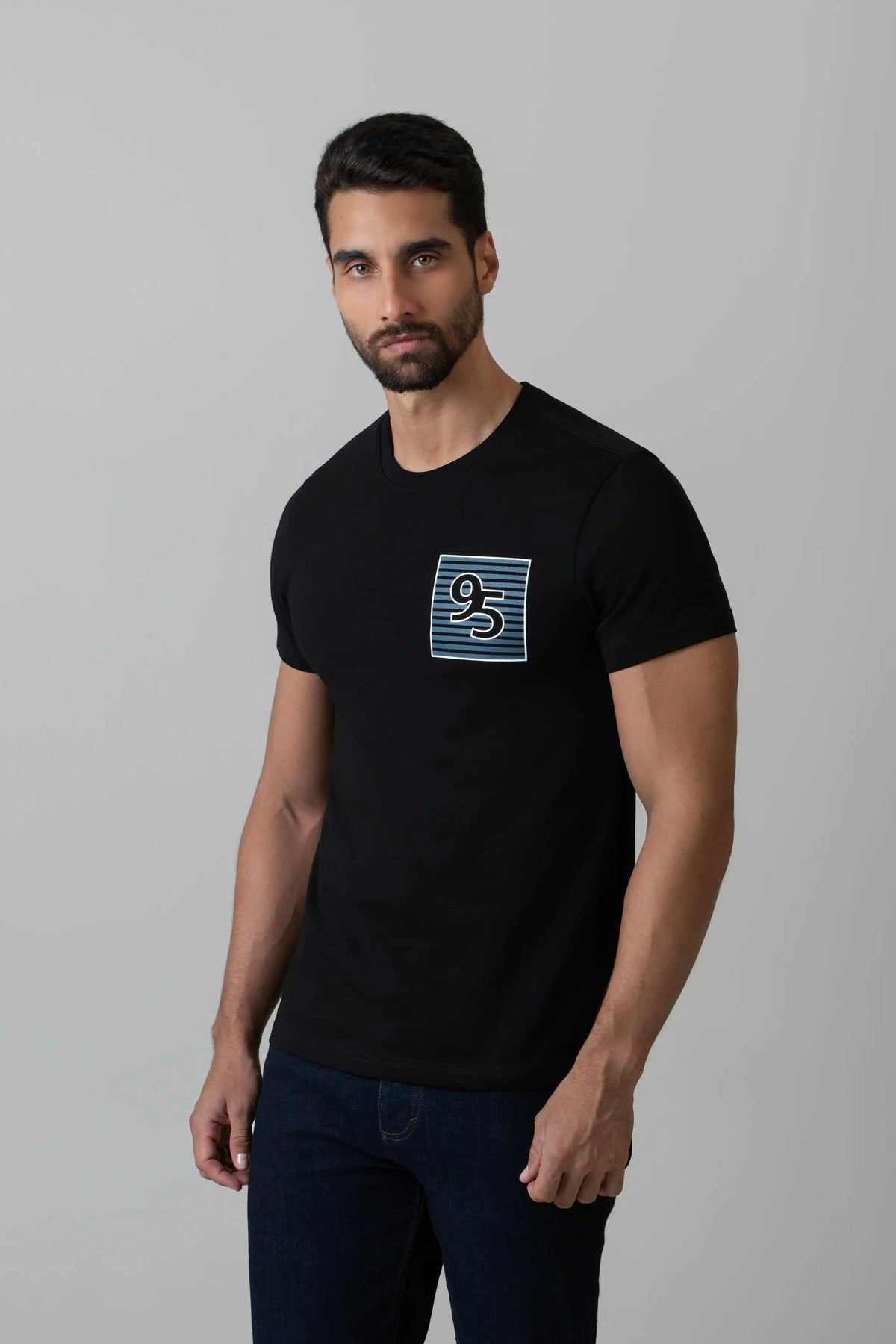 CAMISETA MANGA CORTA COLOR NEGRO