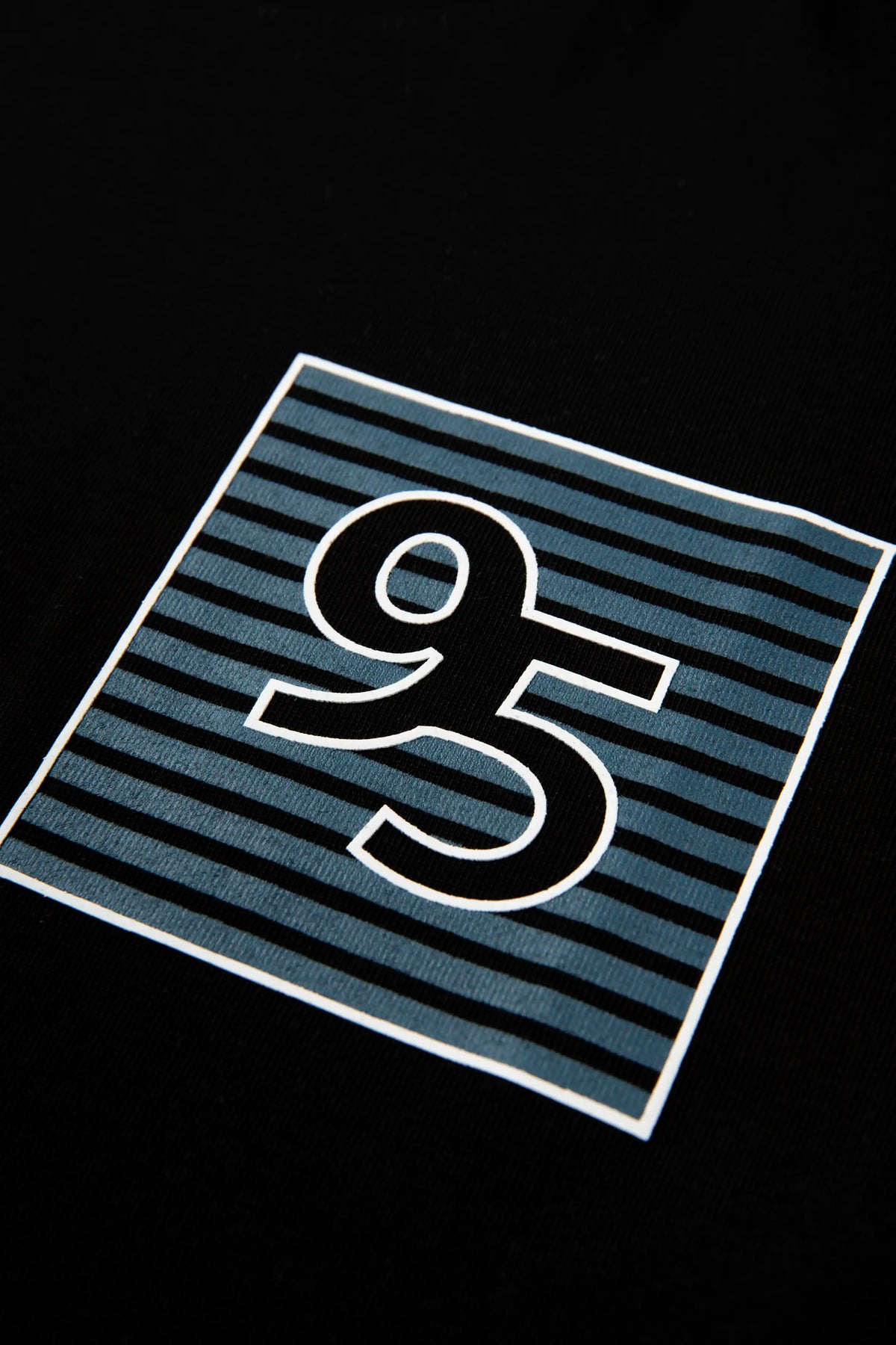 CAMISETA MANGA CORTA COLOR NEGRO