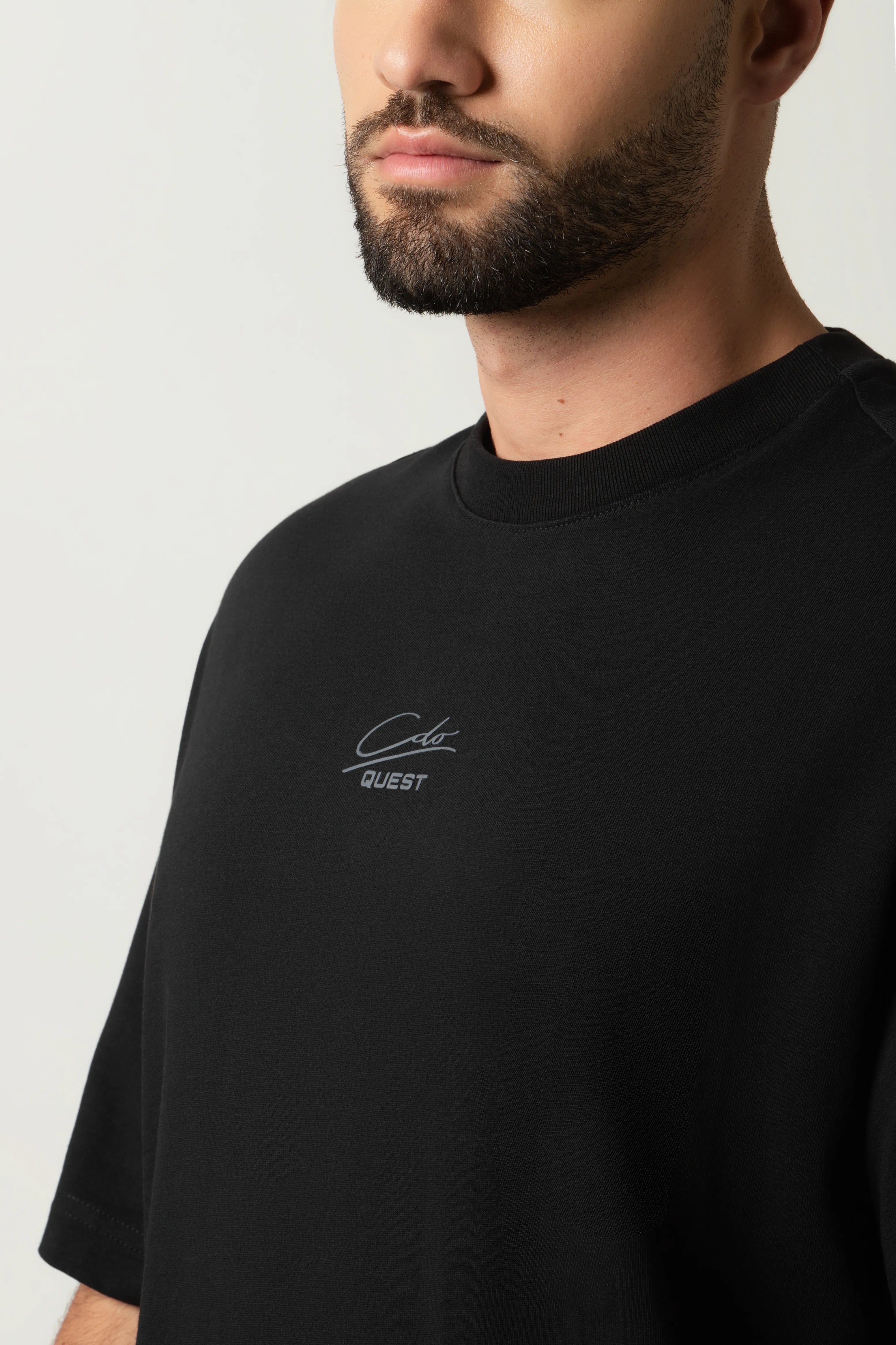 CAMISETA MANGA CORTA COLOR NEGRO
