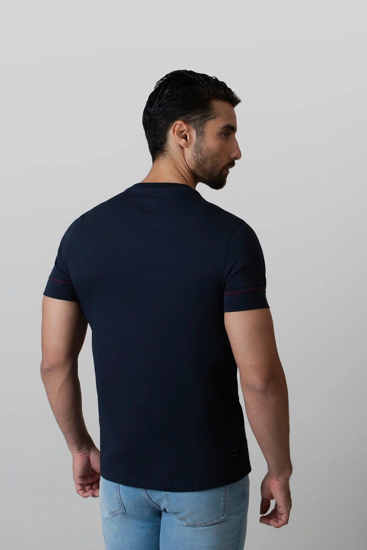 CAMISETA MANGA CORTA COLOR AZUL OSCURO