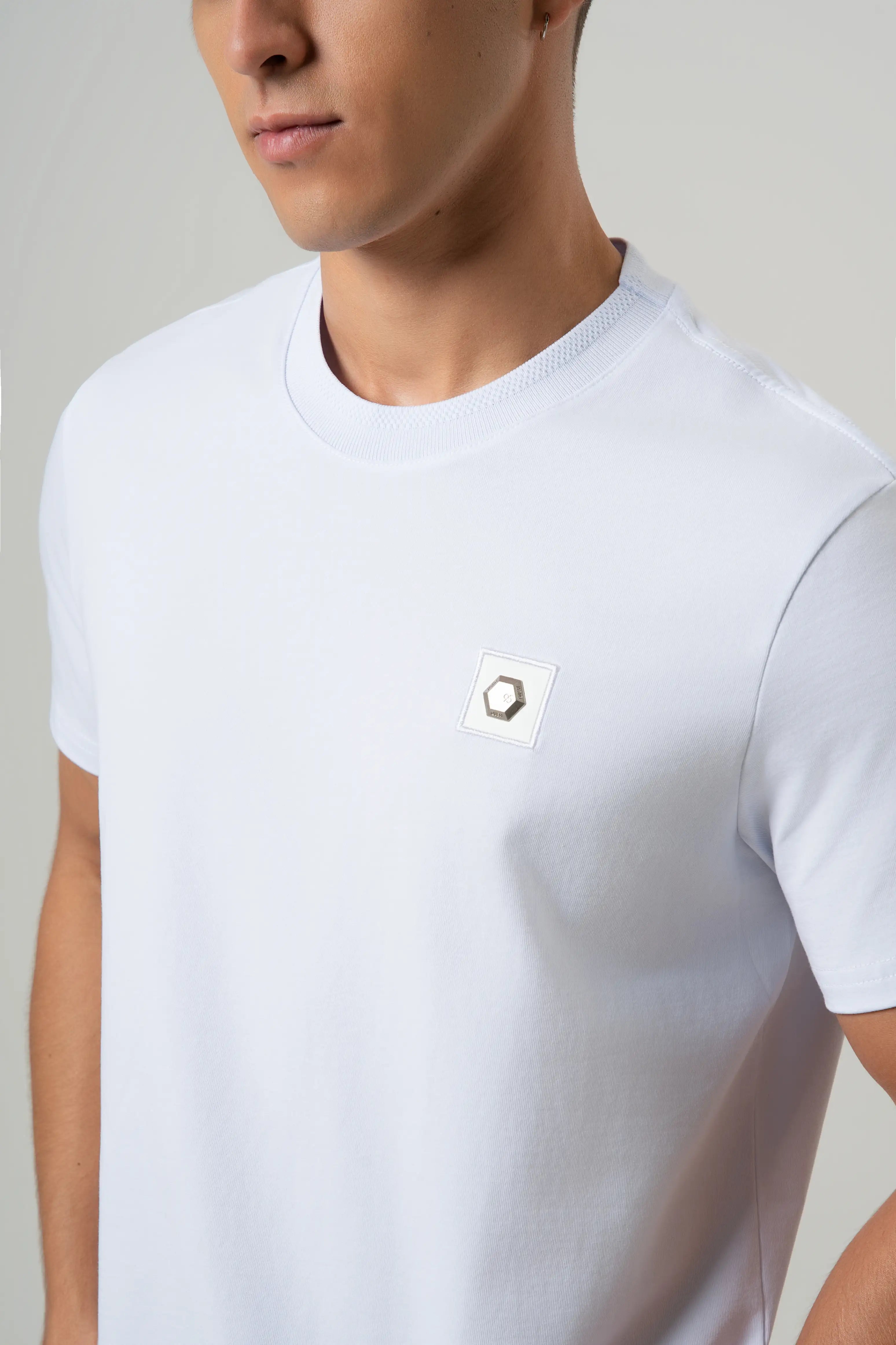 CAMISETA PREMIUM MANGA CORTA COLOR BLANCO OPTICO