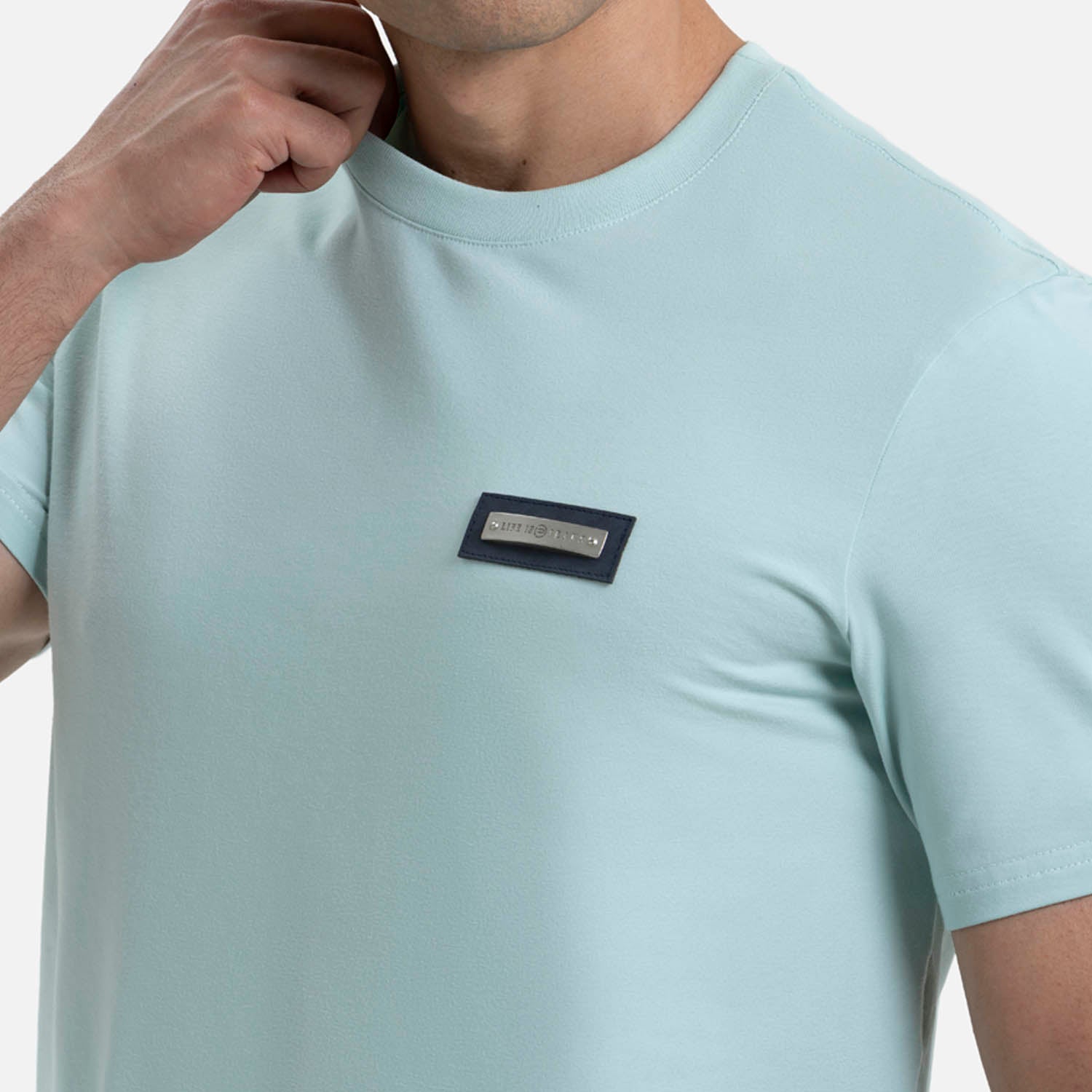 CAMISETA PREMIUM MANGA CORTA COLOR VERDE MENTA EMPOLVADO