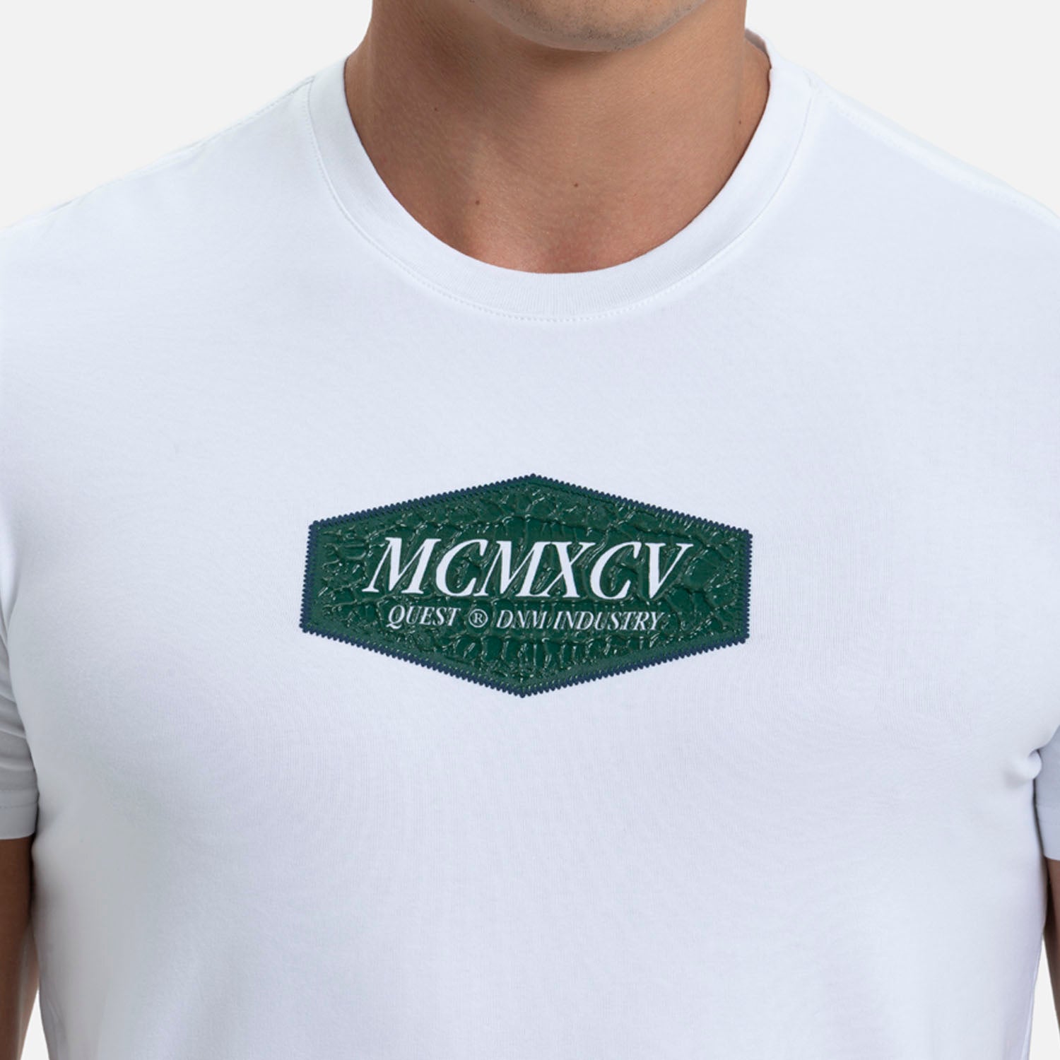 CAMISETA PREMIUM MANGA CORTA COLOR BLANCO OPTICO