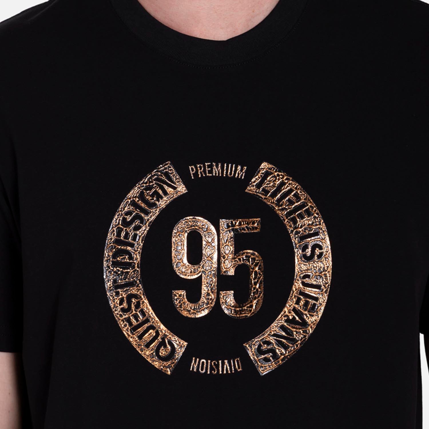 CAMISETA PREMIUM MANGA CORTA COLOR NEGRO