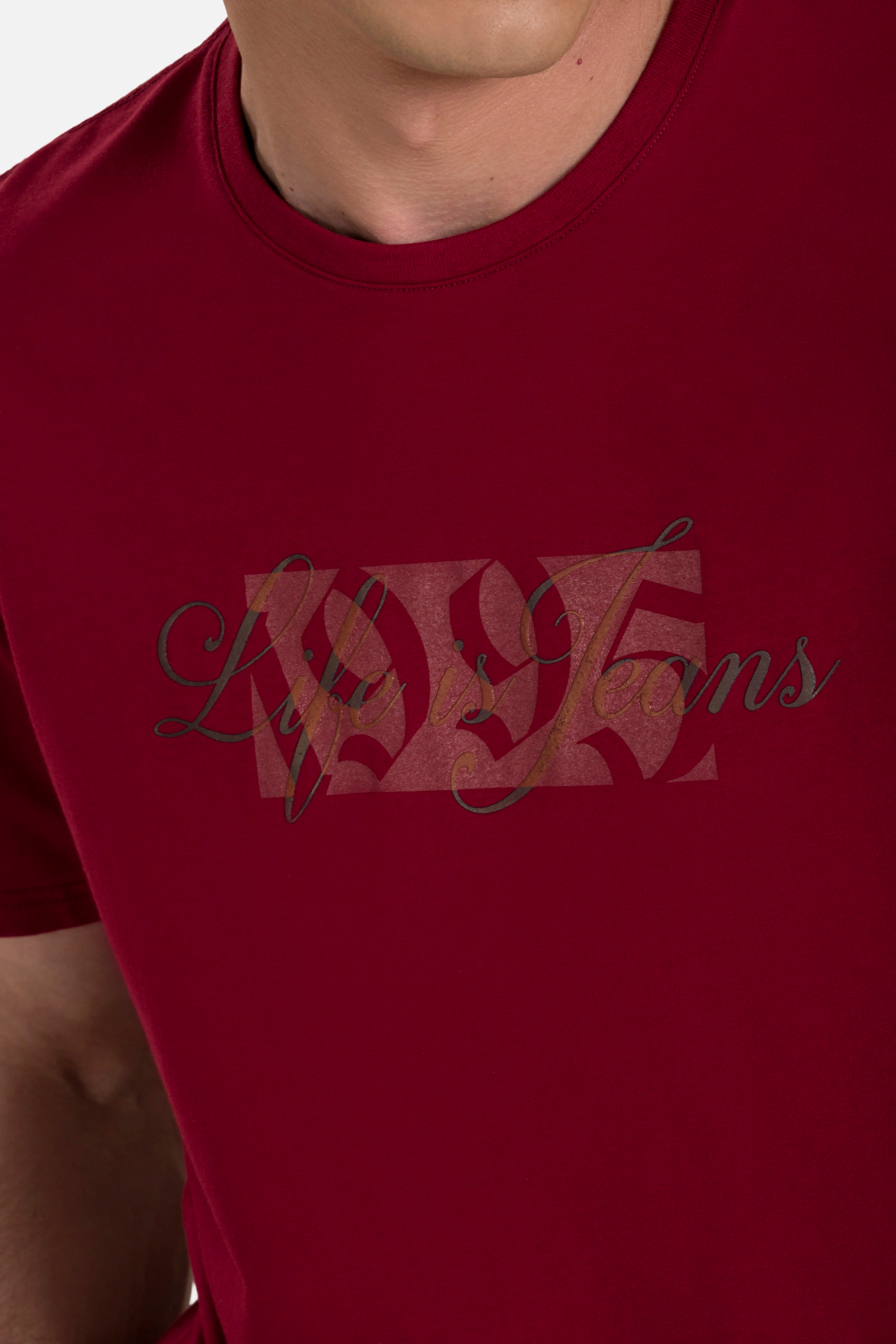 CAMISETA PREMIUM MANGA CORTA COLOR RED DAHILA